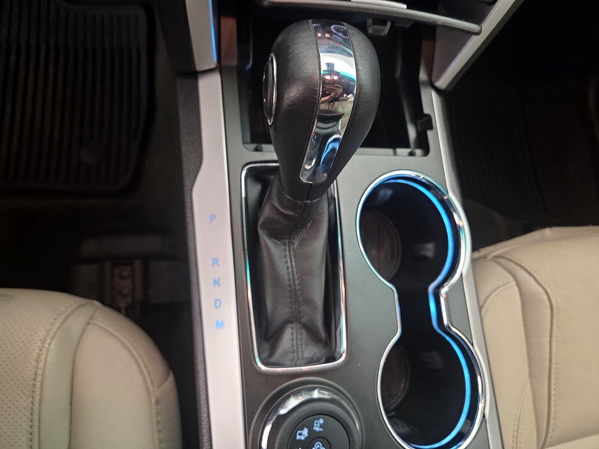 Thumbnail: 2014 Ford Explorer - 18