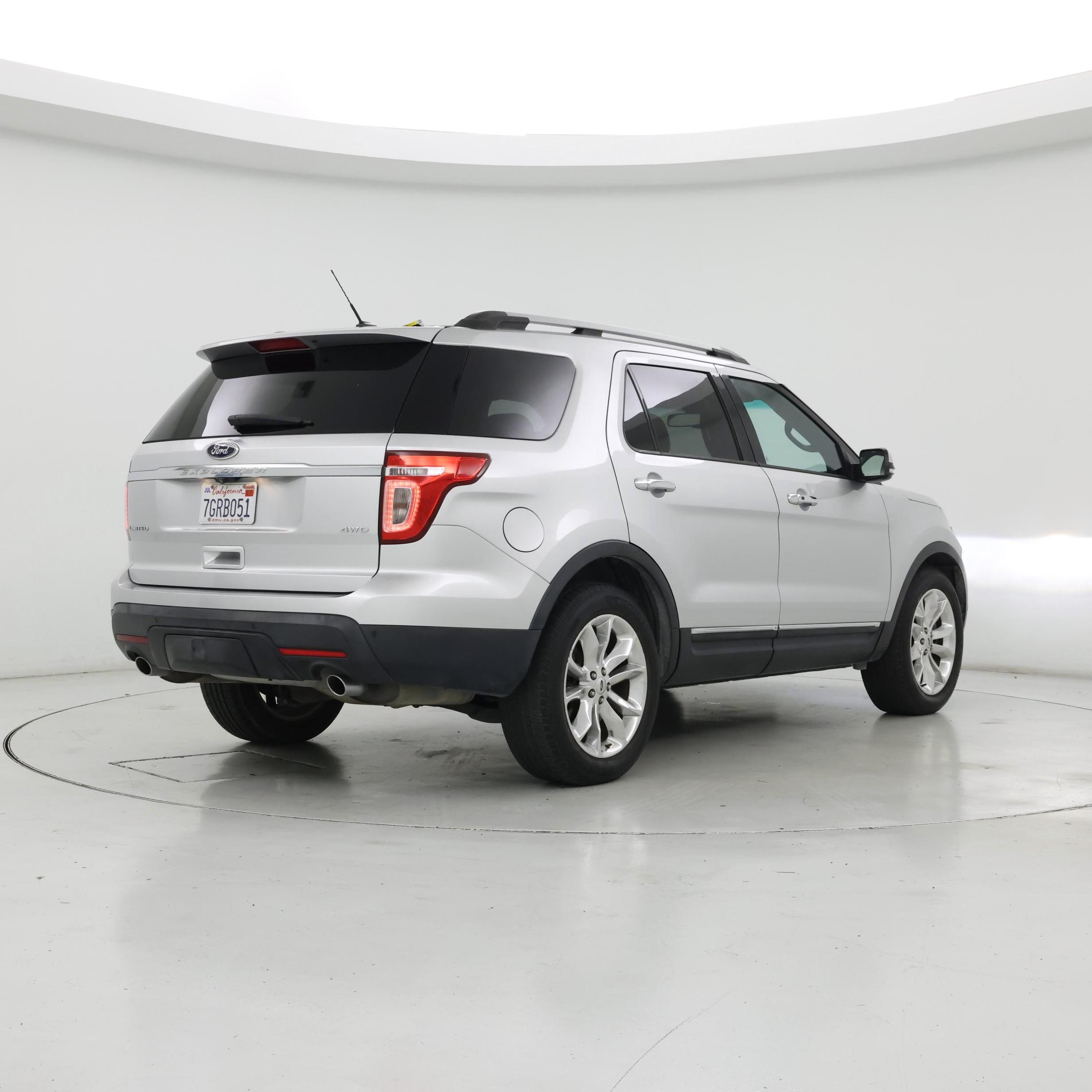 Thumbnail: 2014 Ford Explorer - 8