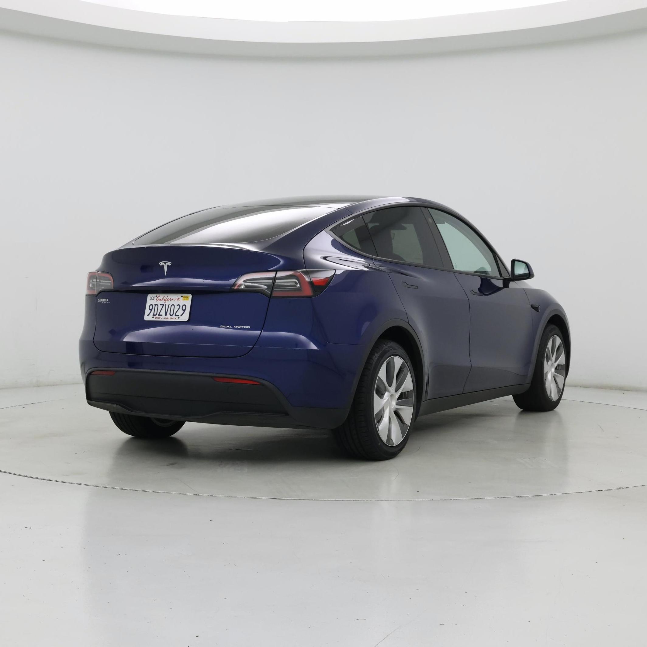 Thumbnail: 2023 Tesla Model Y - 8
