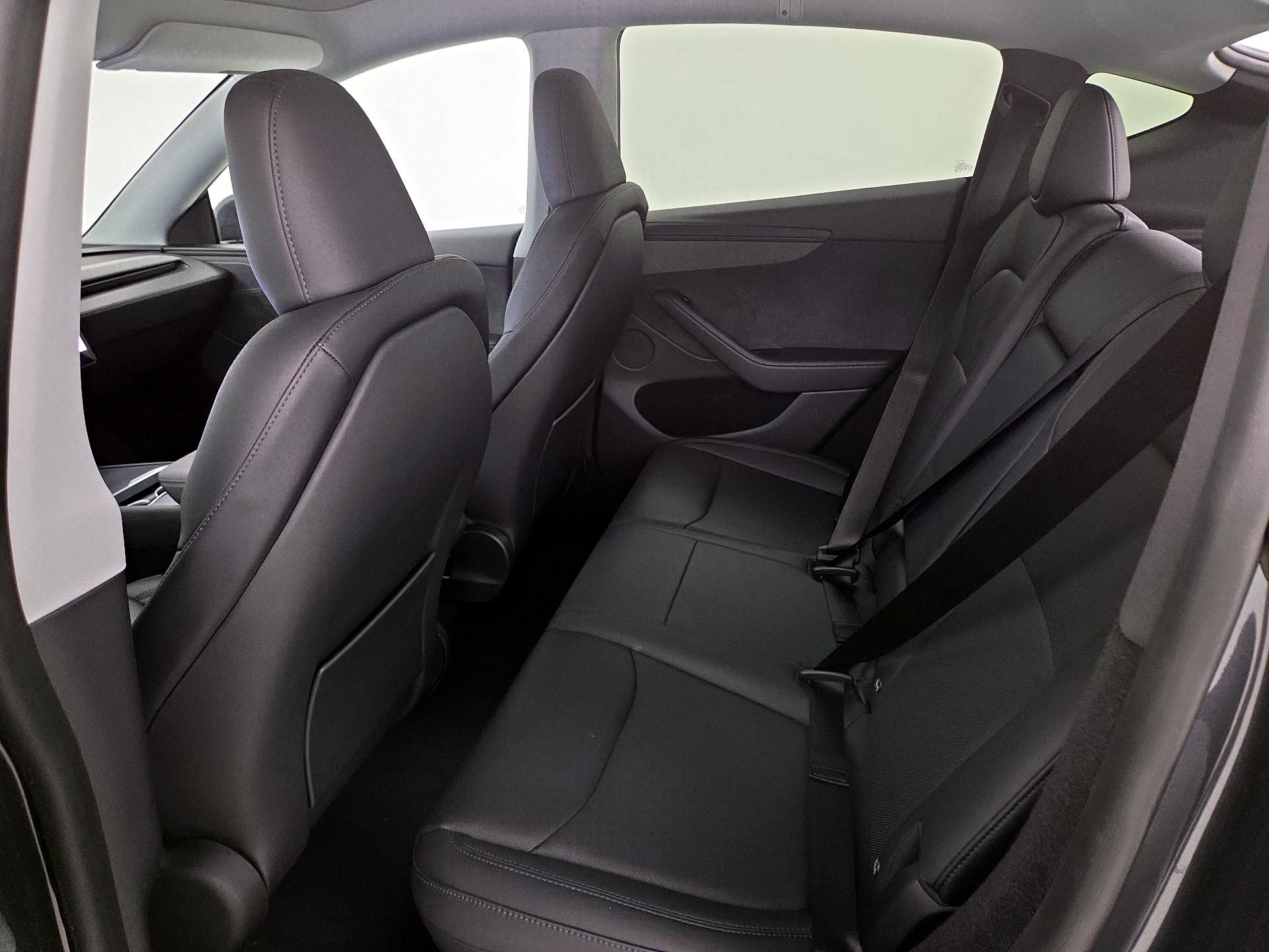 Thumbnail: 2026 Tesla Model Y - 18