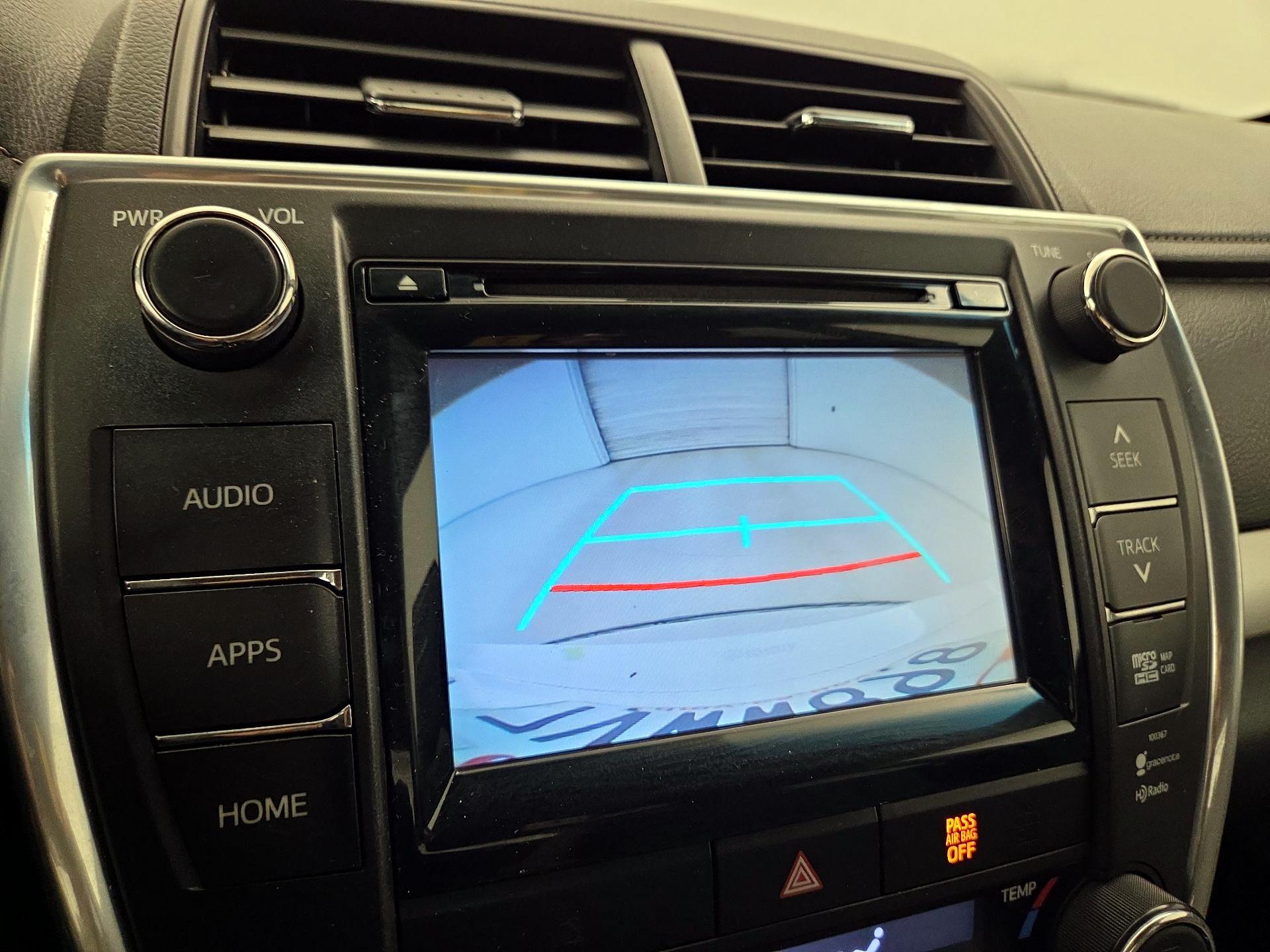 Thumbnail: 2015 Toyota Camry - 15