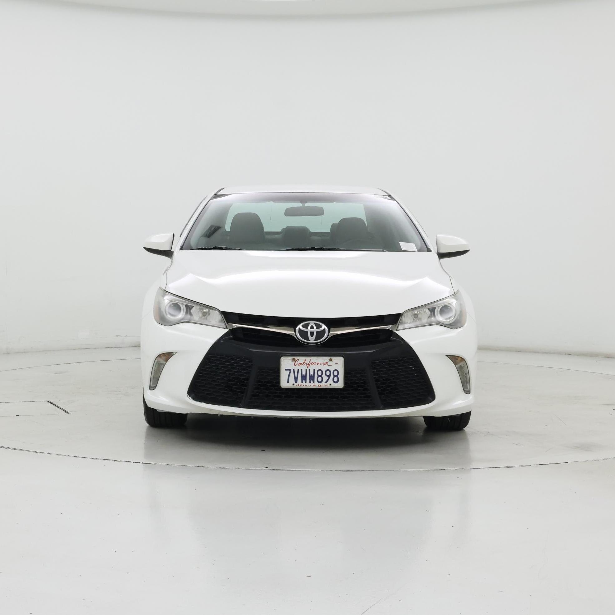 Thumbnail: 2015 Toyota Camry - 5