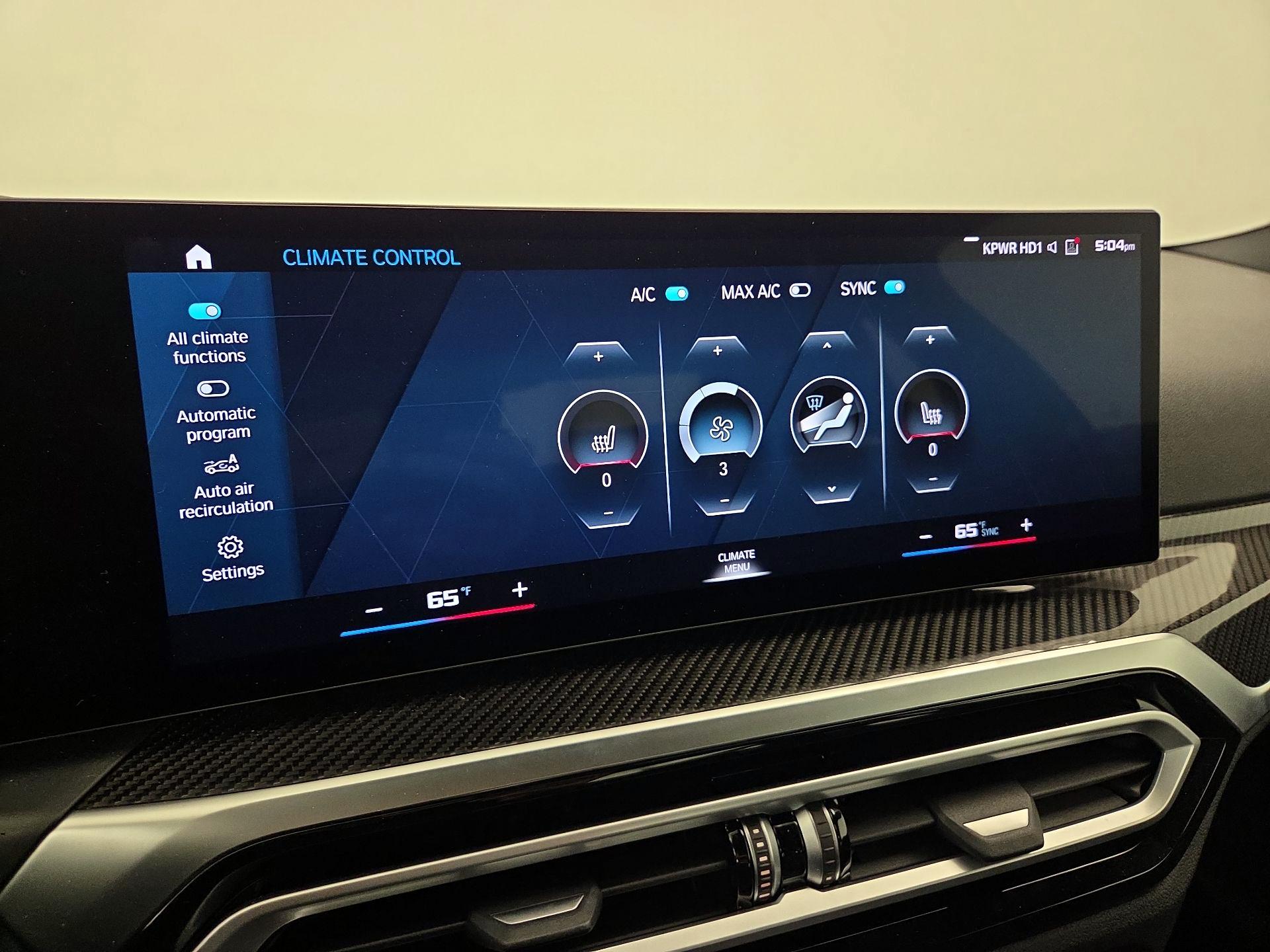 Thumbnail: 2024 BMW M2 - 17