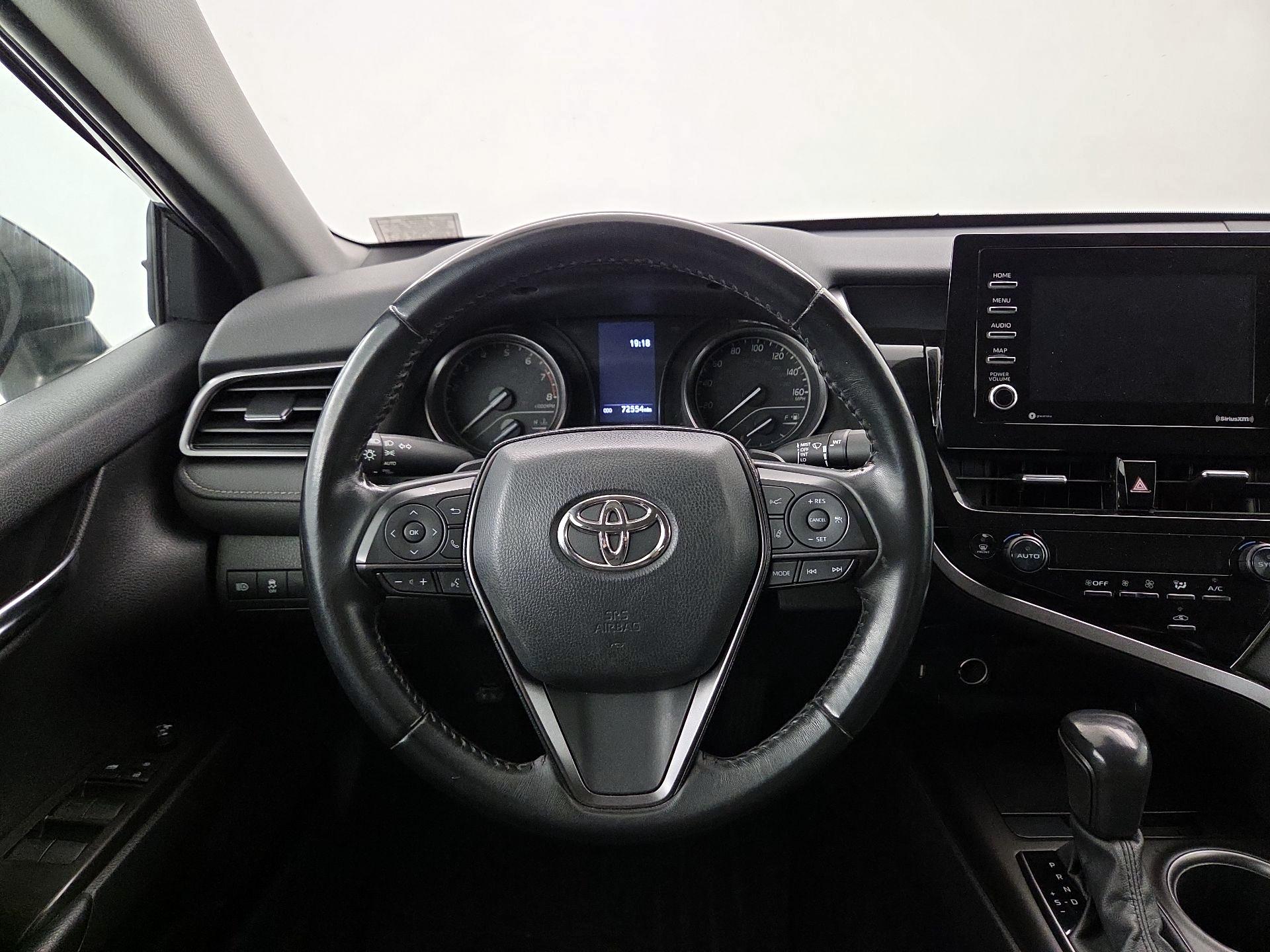 Thumbnail: 2022 Toyota Camry - 10