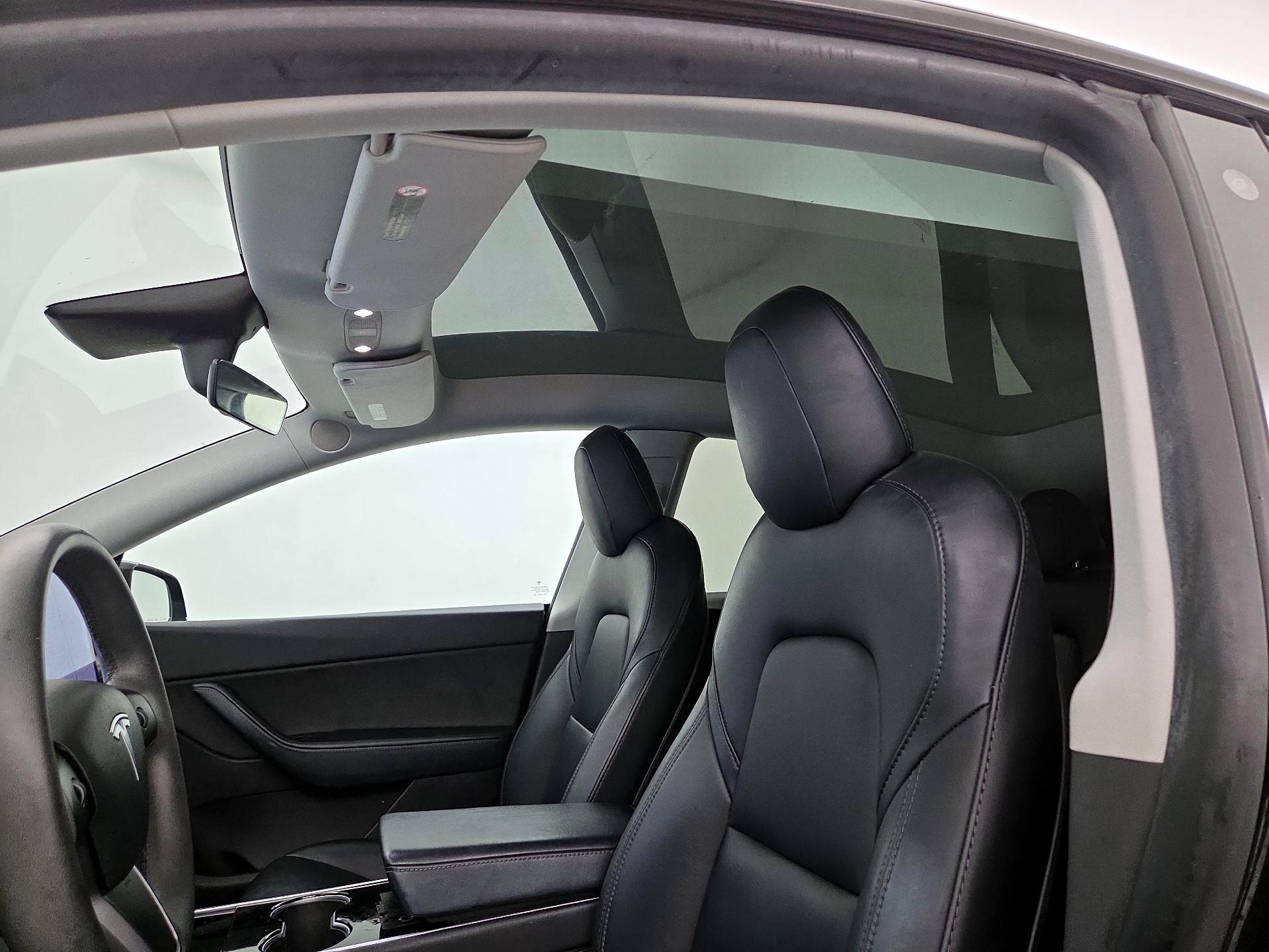 Thumbnail: 2021 Tesla Model Y - 18