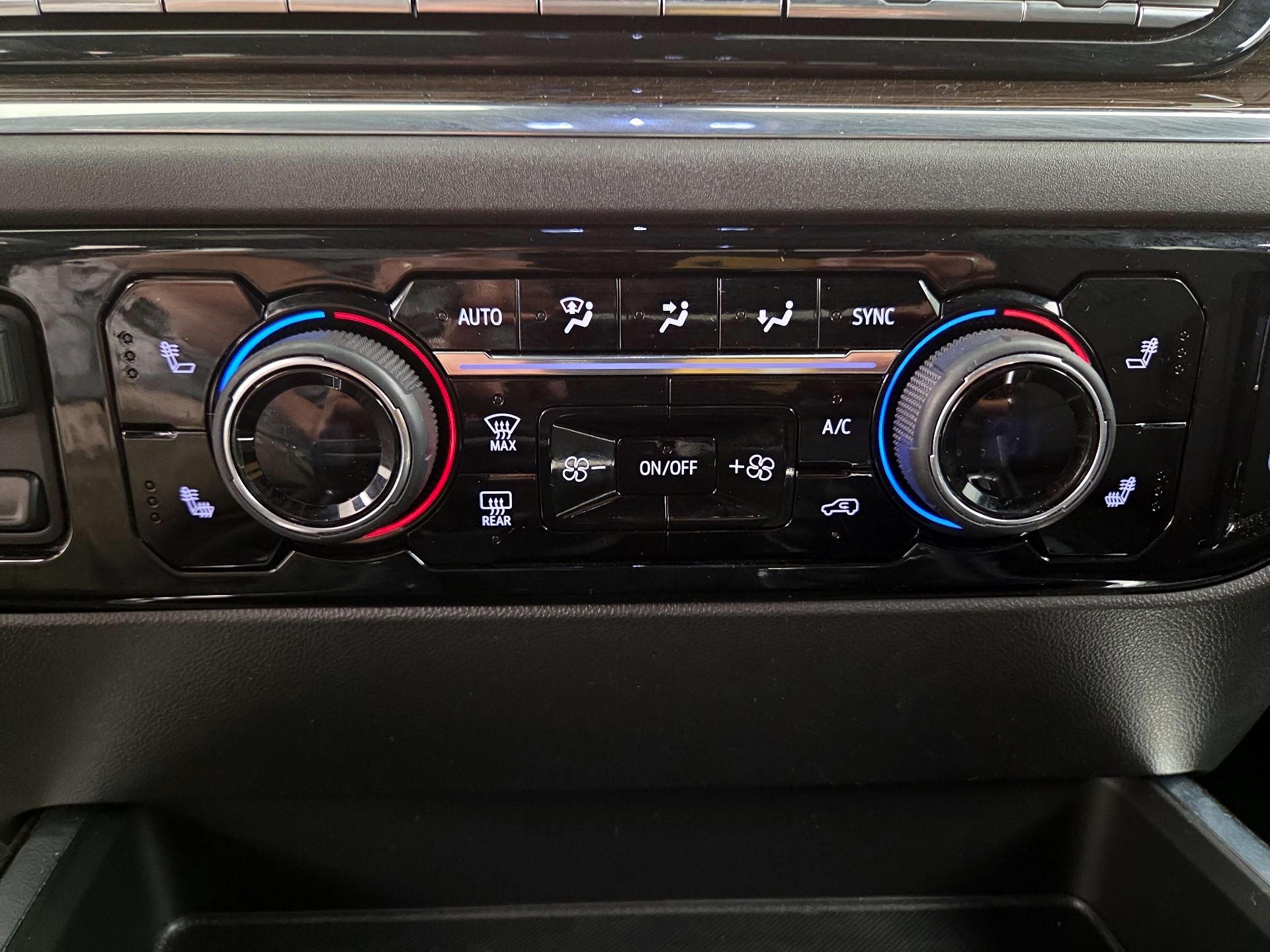 Thumbnail: 2024 Chevrolet Silverado 1500 - 16