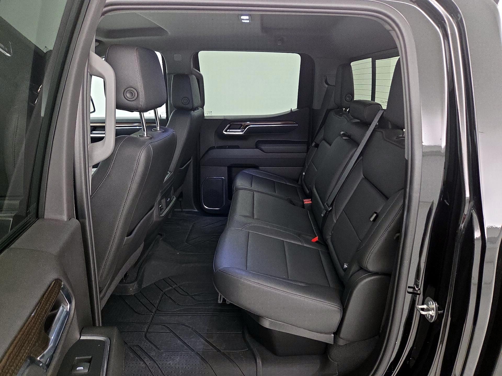 Thumbnail: 2024 Chevrolet Silverado 1500 - 19