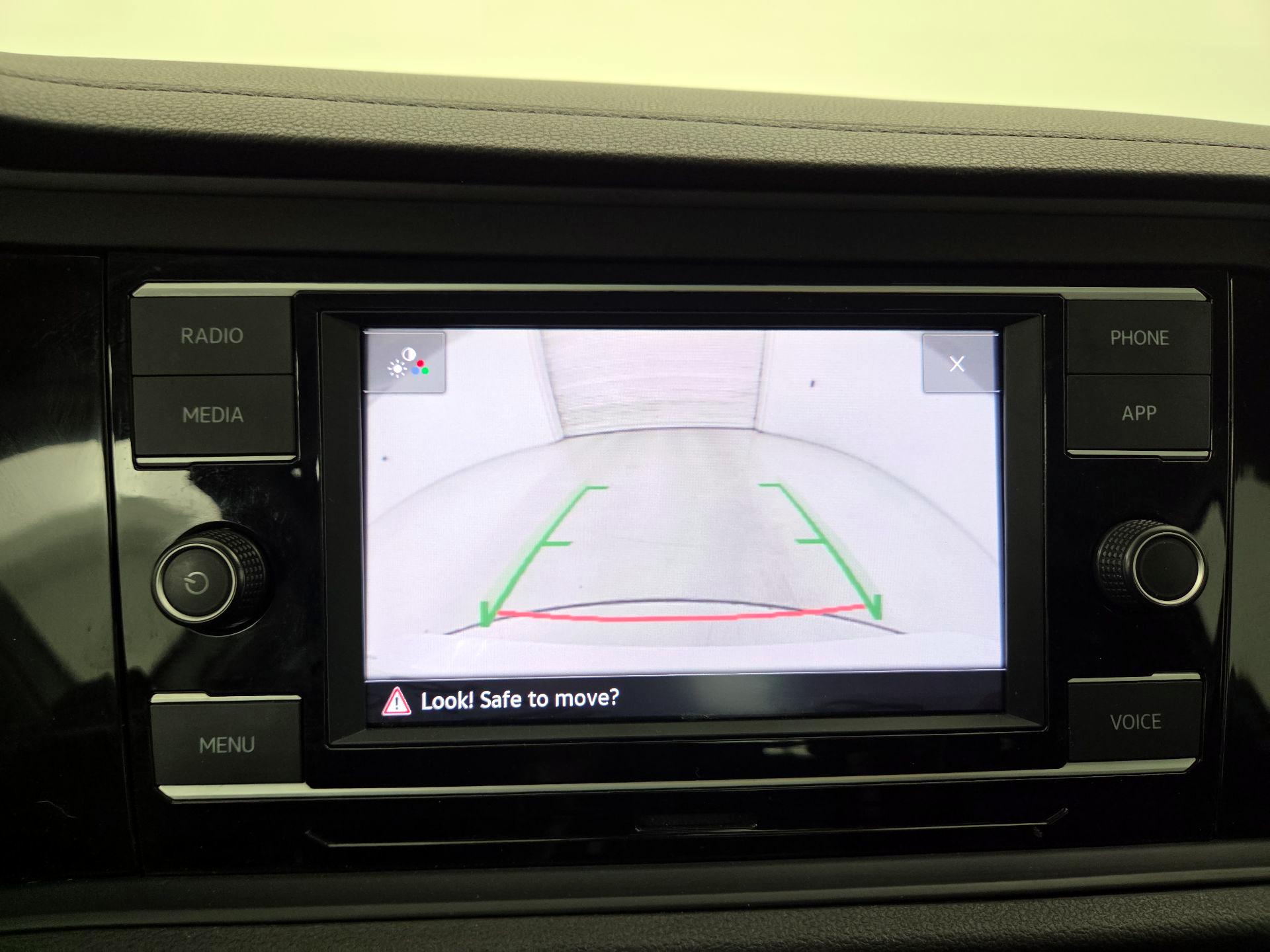 Thumbnail: 2022 Volkswagen Jetta - 14