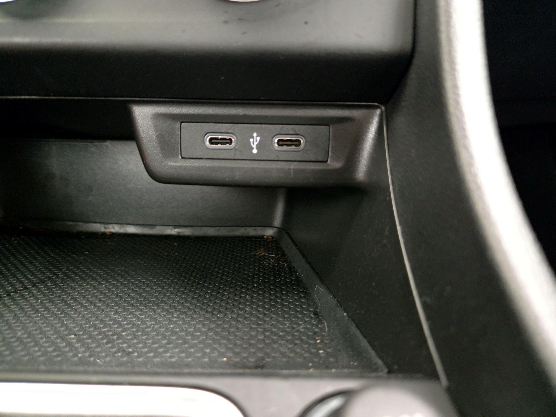 Thumbnail: 2022 Volkswagen Jetta - 18