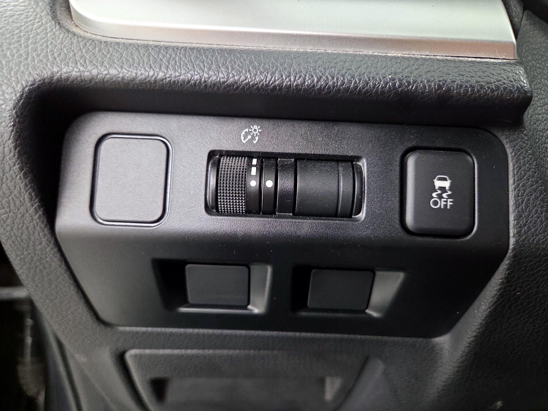 Thumbnail: 2016 Subaru XV Crosstrek - 13