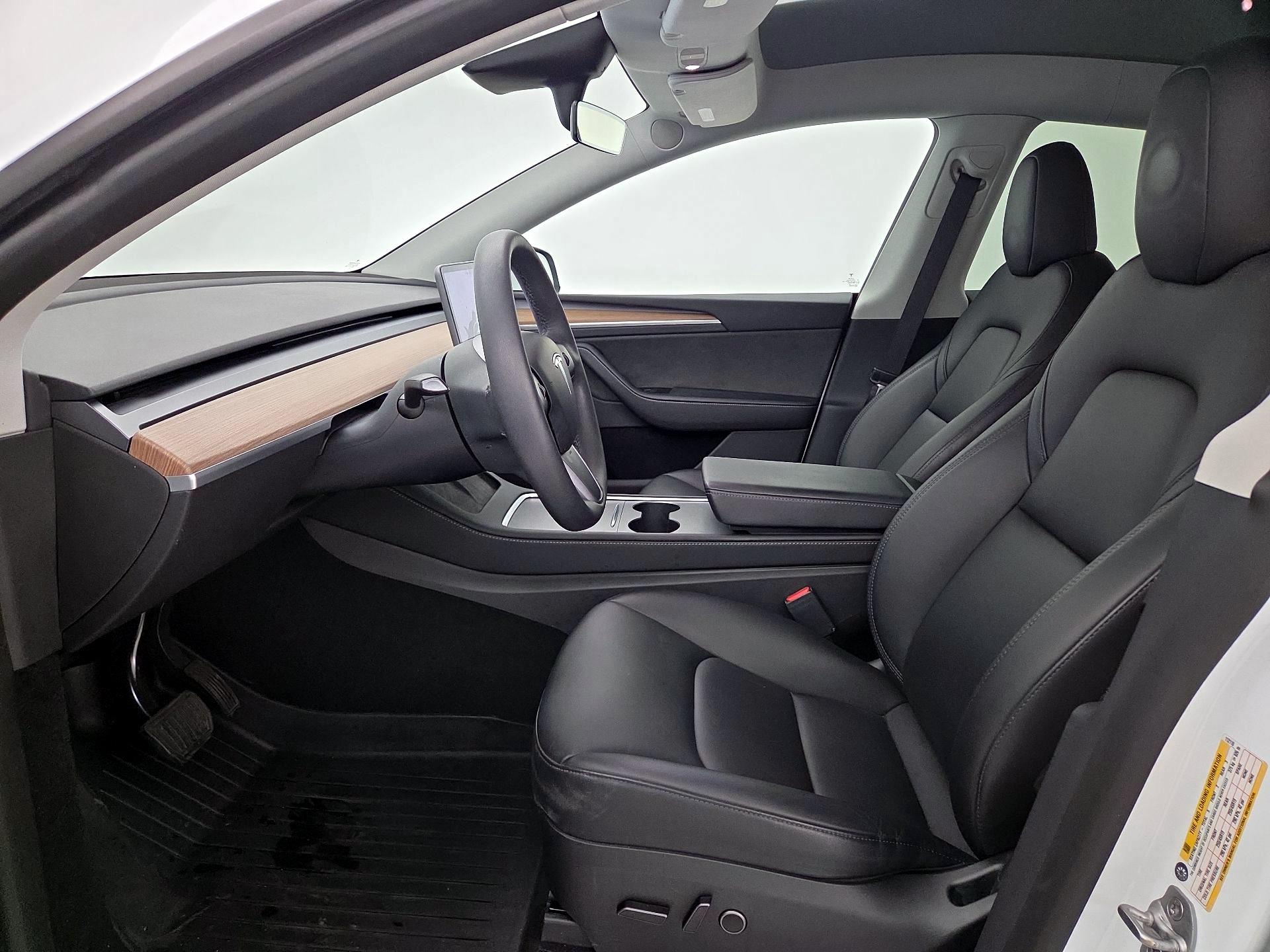 Thumbnail: 2023 Tesla Model Y - 11