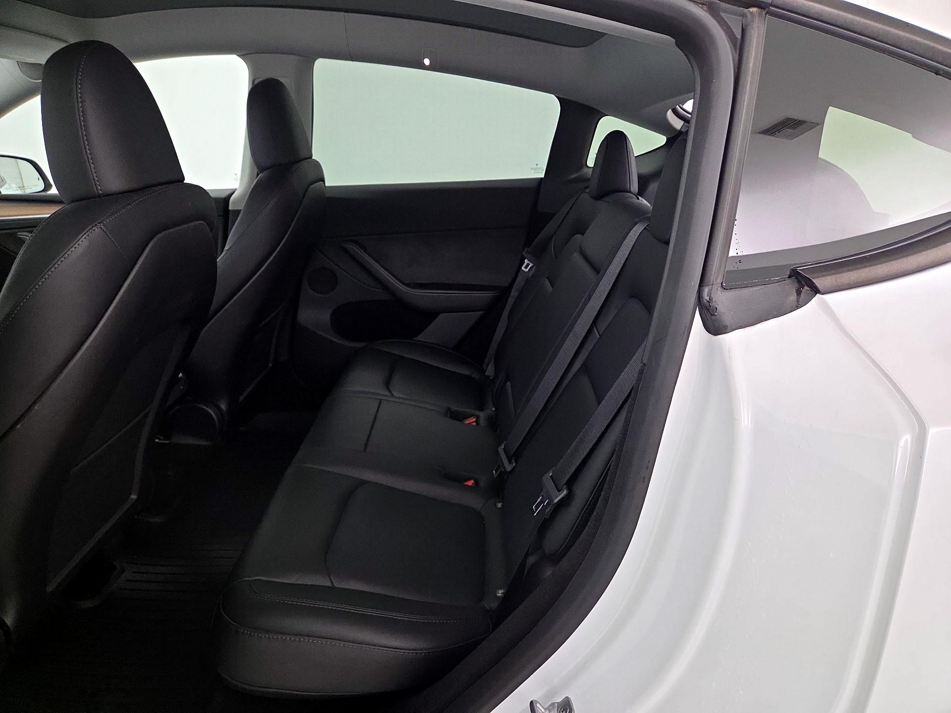 Thumbnail: 2023 Tesla Model Y - 19