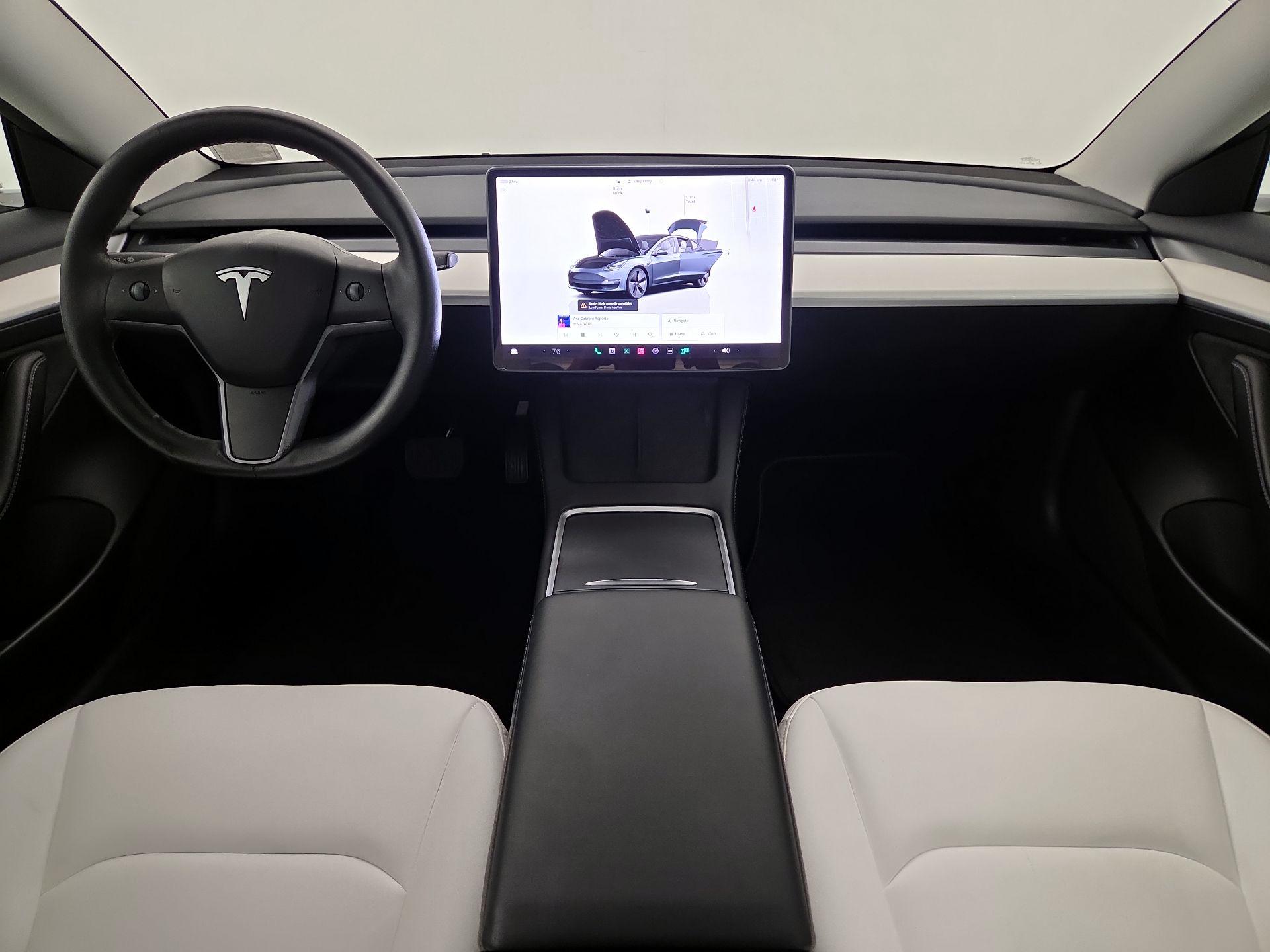 Thumbnail: 2023 Tesla Model 3 - 9