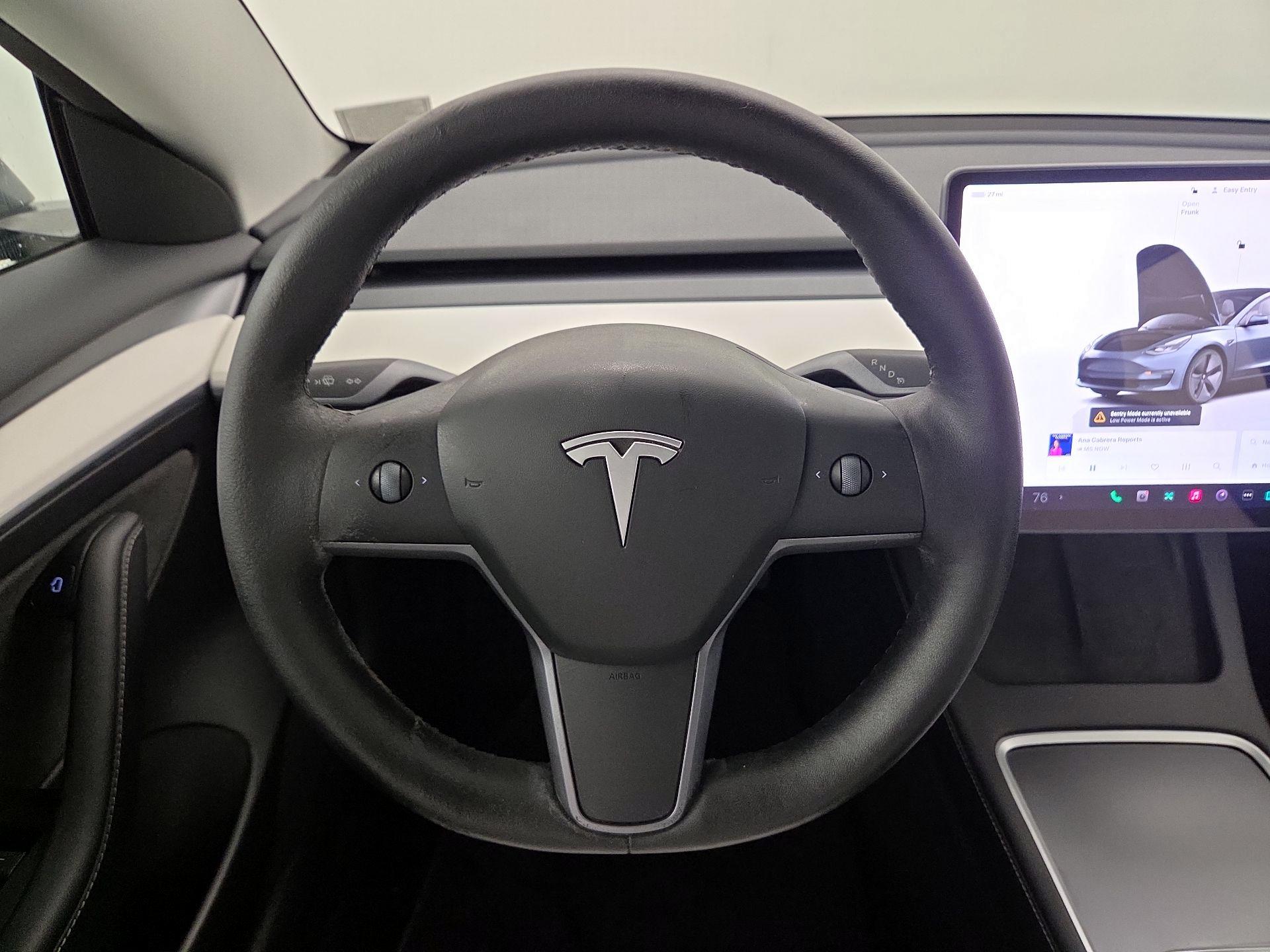 Thumbnail: 2023 Tesla Model 3 - 10