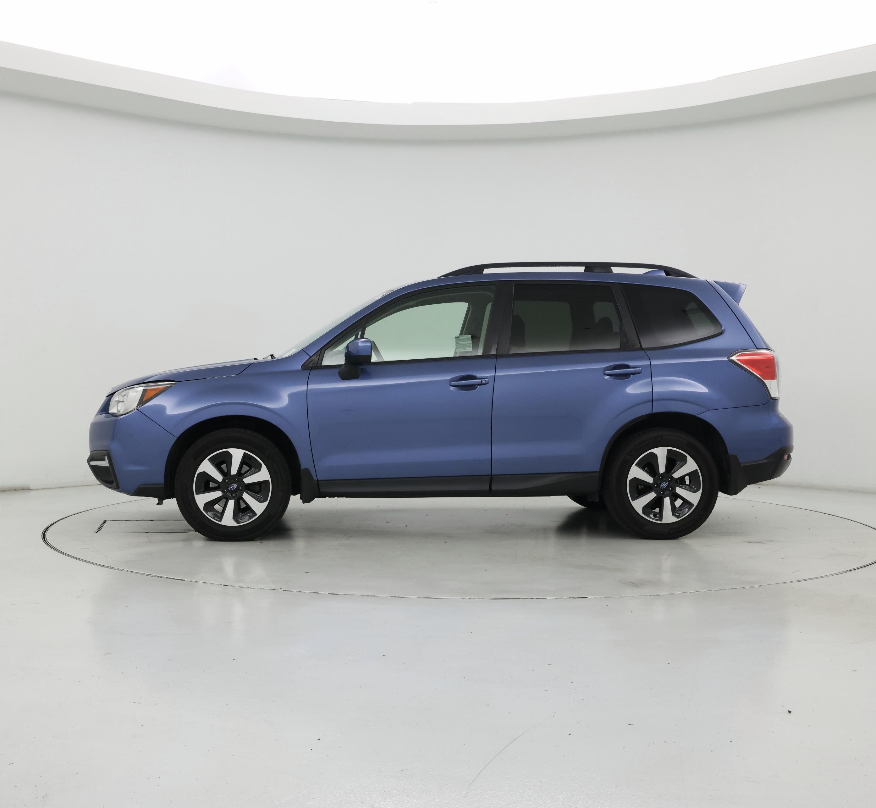Thumbnail: 2017 Subaru Forester - 3