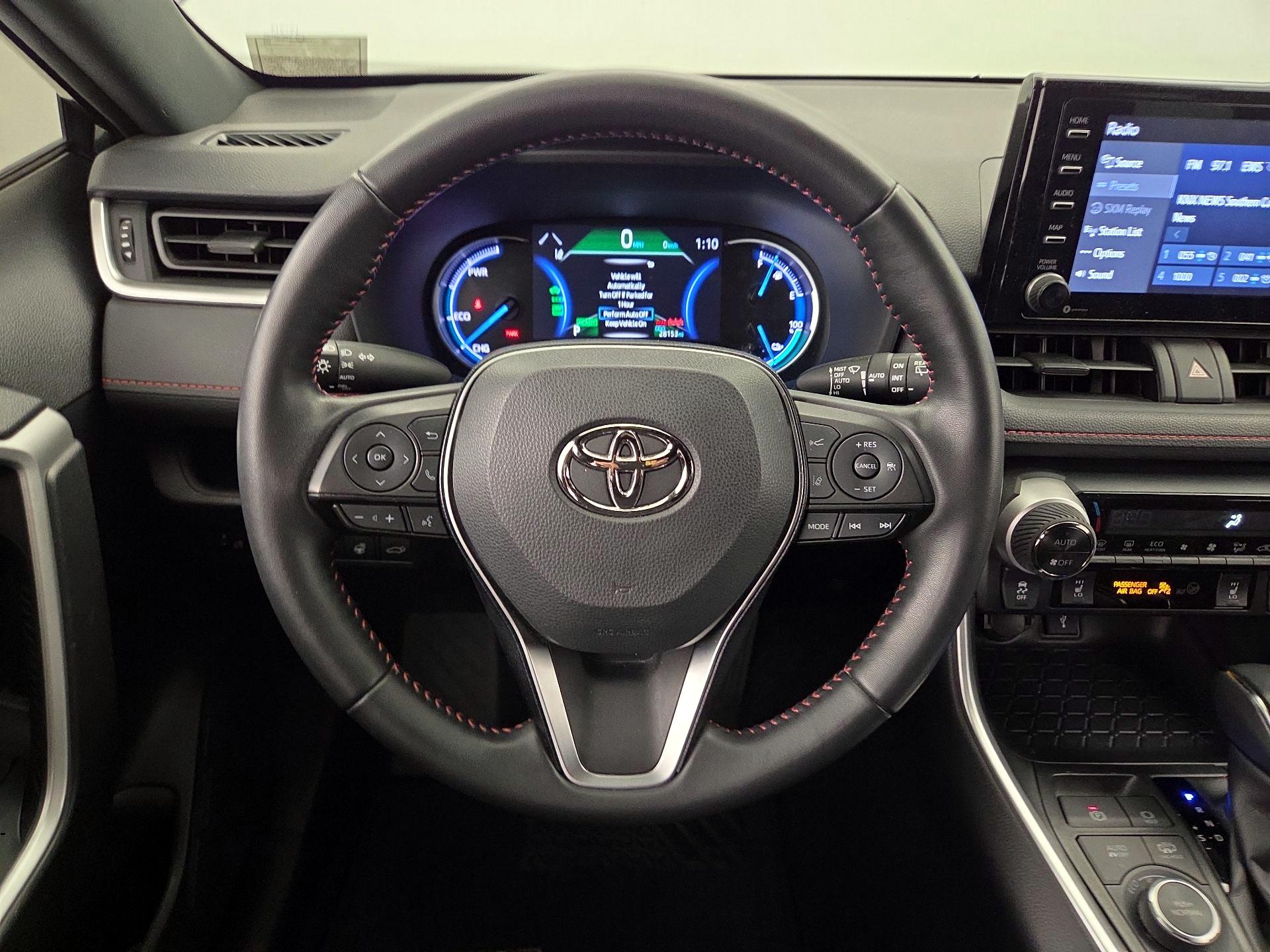 Thumbnail: 2021 Toyota RAV4 - 10