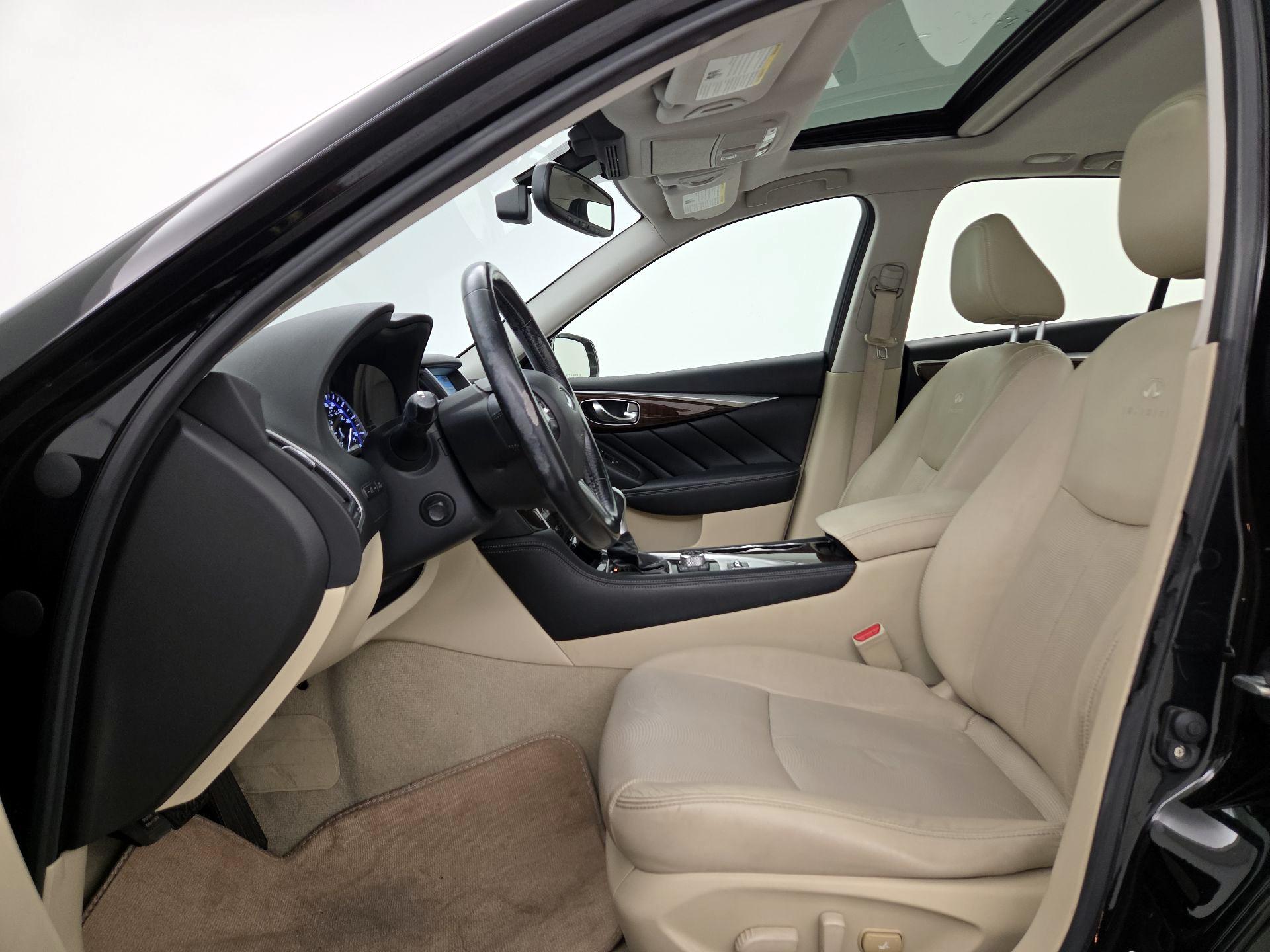 Thumbnail: 2014 INFINITI Q50 - 11