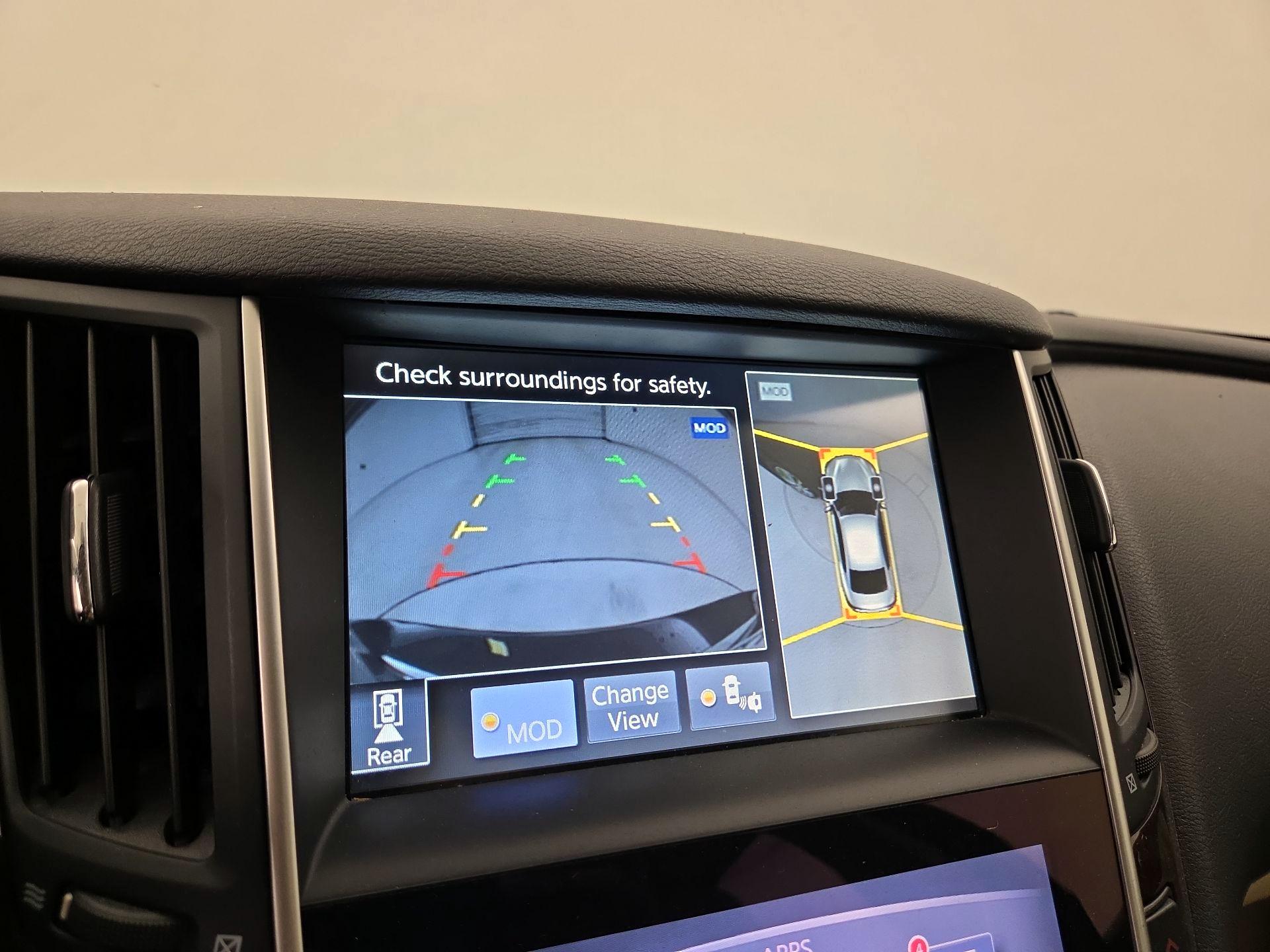 Thumbnail: 2014 INFINITI Q50 - 15