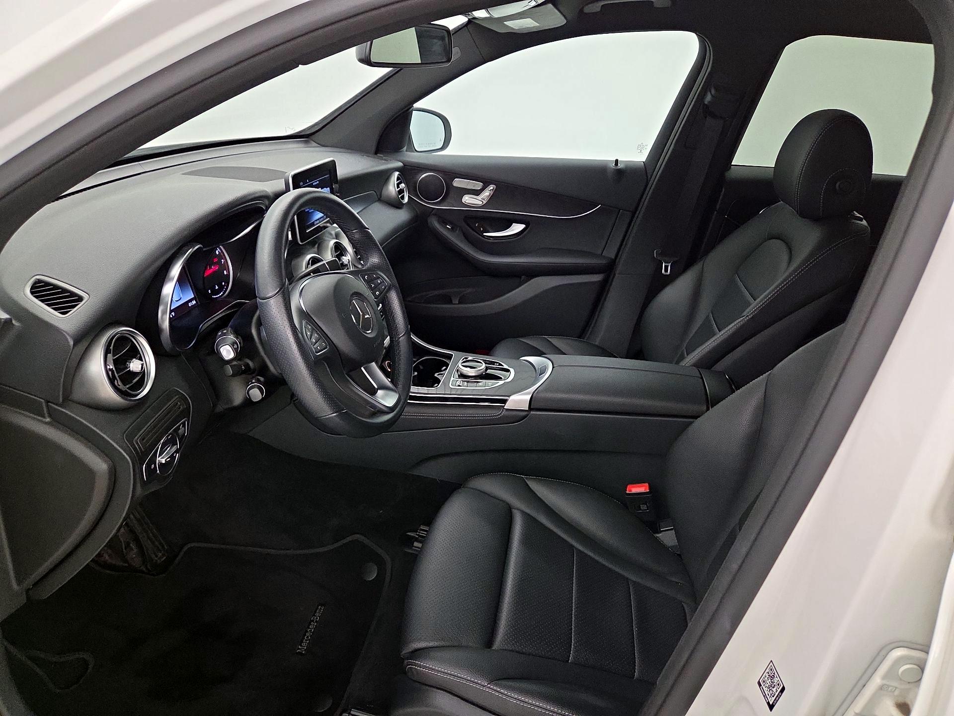 Thumbnail: 2018 Mercedes-Benz GLC - 11