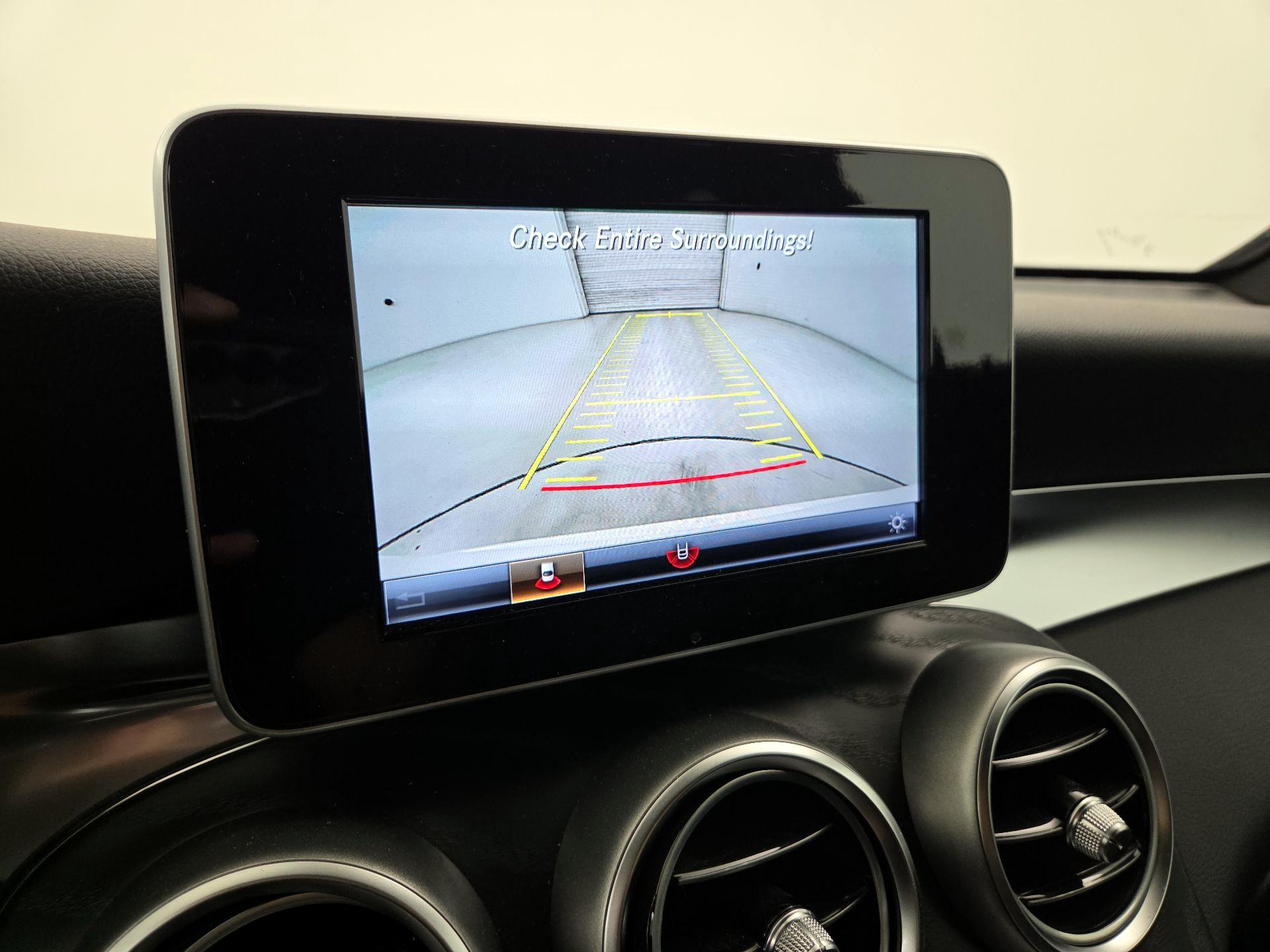 Thumbnail: 2018 Mercedes-Benz GLC - 14