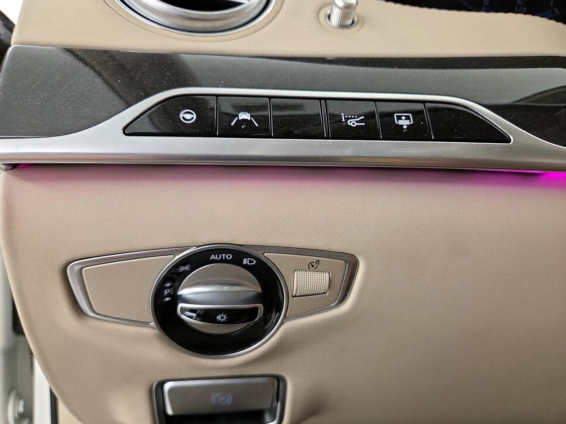 Thumbnail: 2018 Mercedes-Benz S-Class - 13