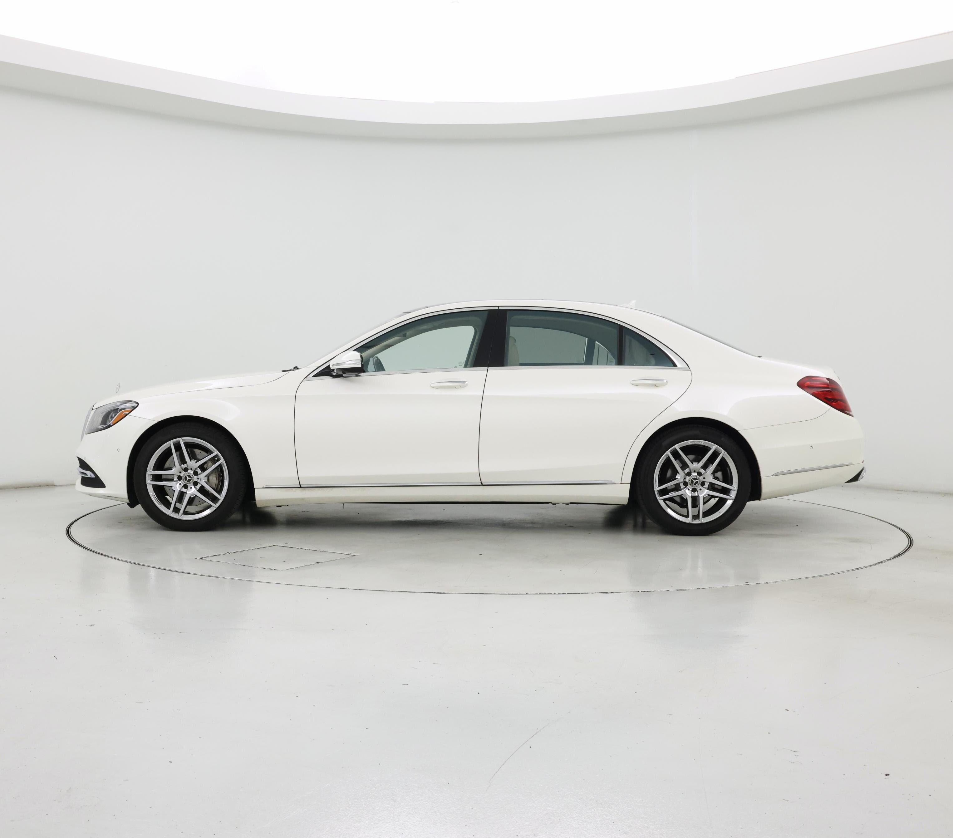 Thumbnail: 2018 Mercedes-Benz S-Class - 3