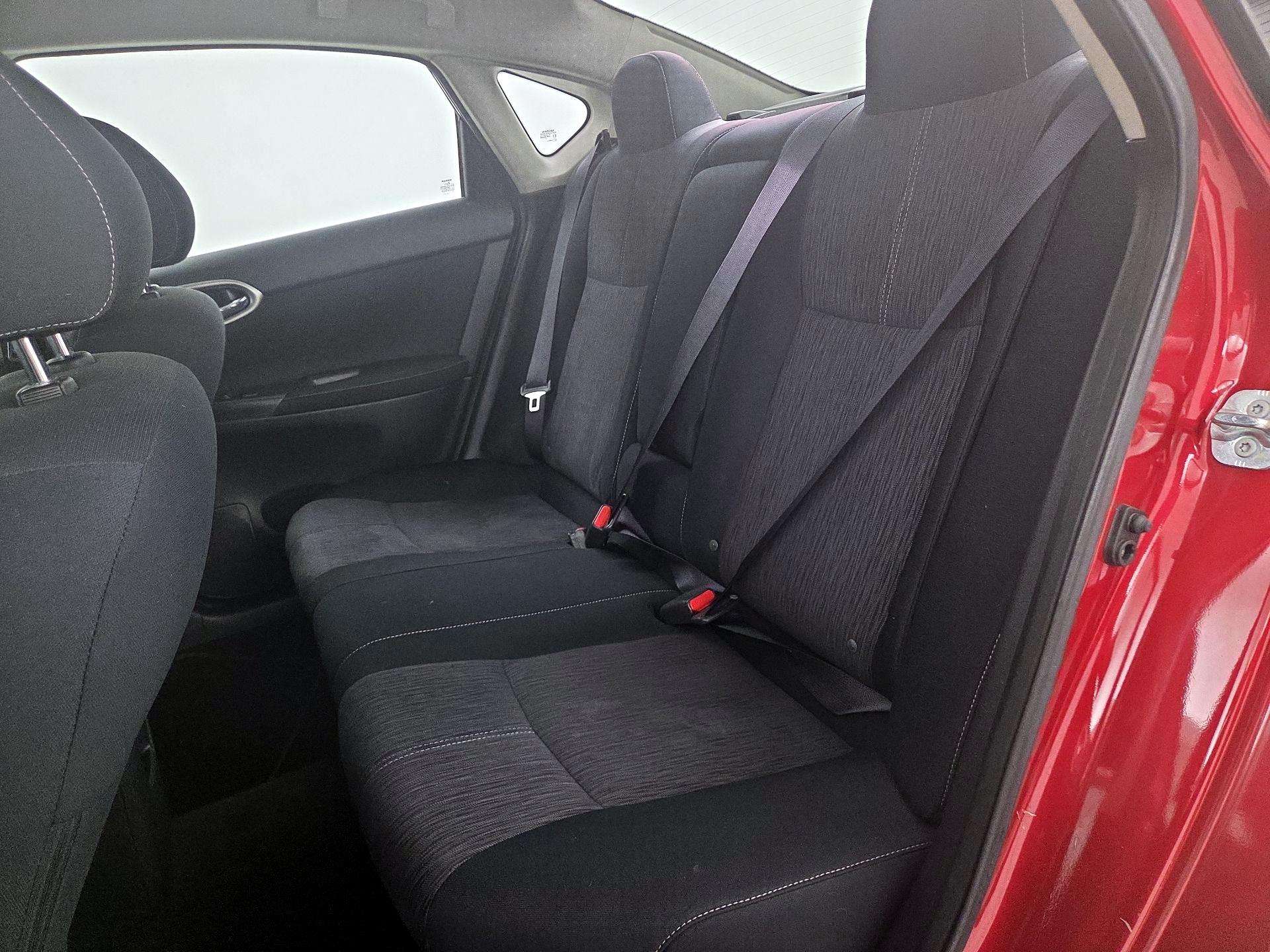 Thumbnail: 2014 Nissan Sentra - 18