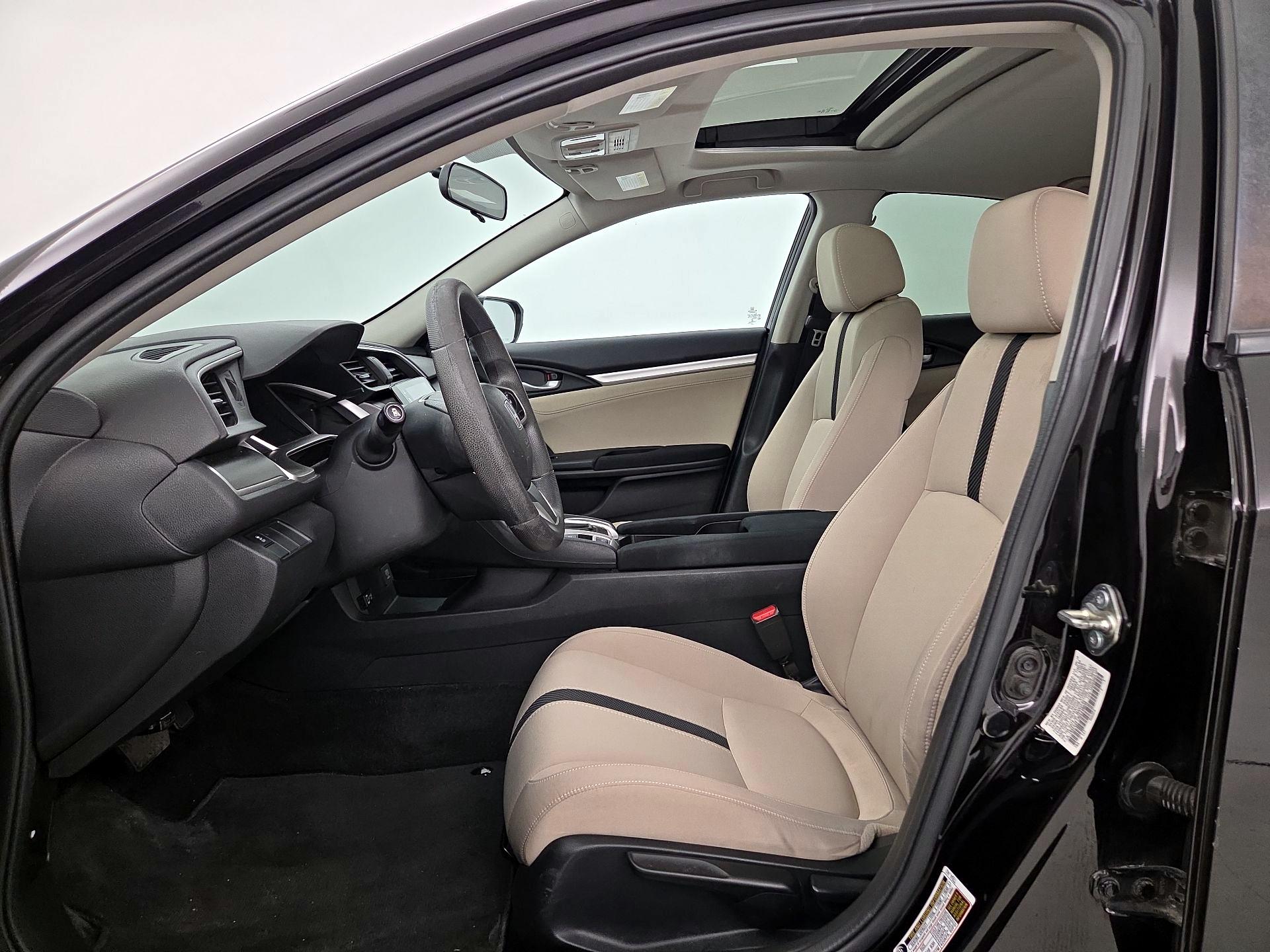 Thumbnail: 2016 Honda Civic - 11