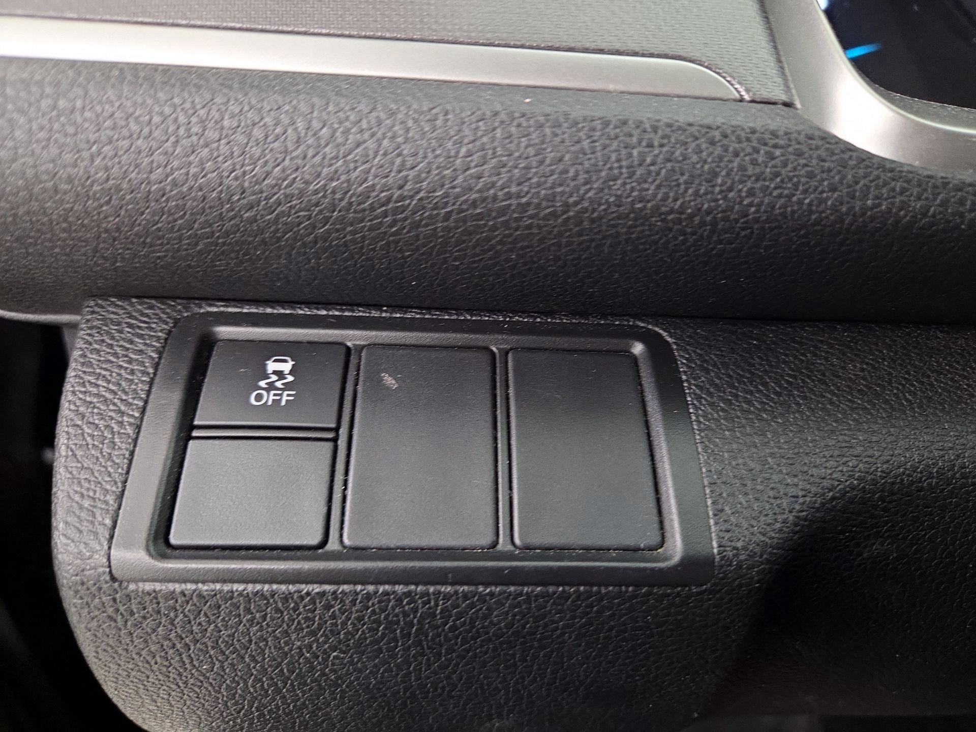 Thumbnail: 2016 Honda Civic - 13