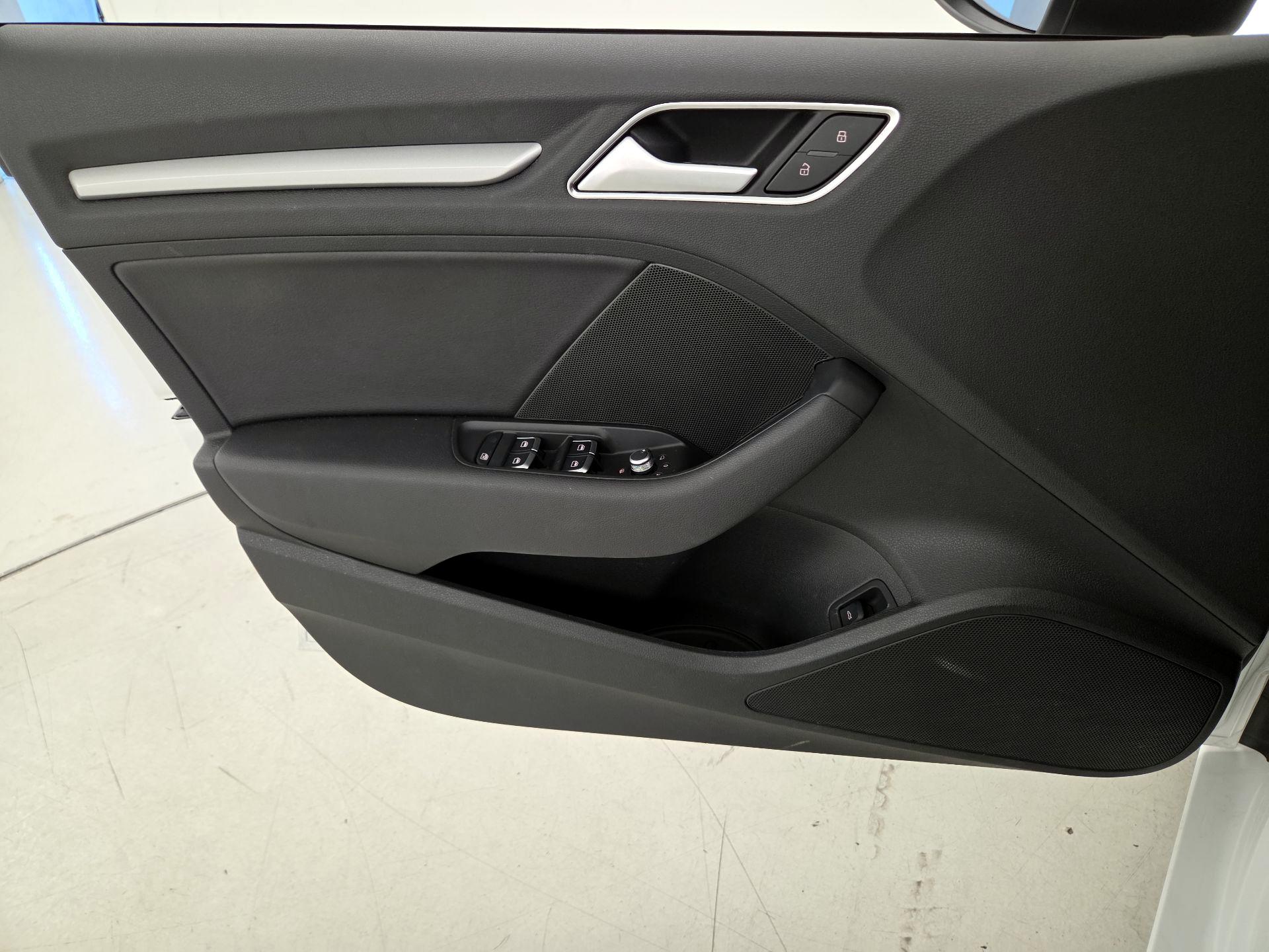 Thumbnail: 2016 Audi A3 - 12