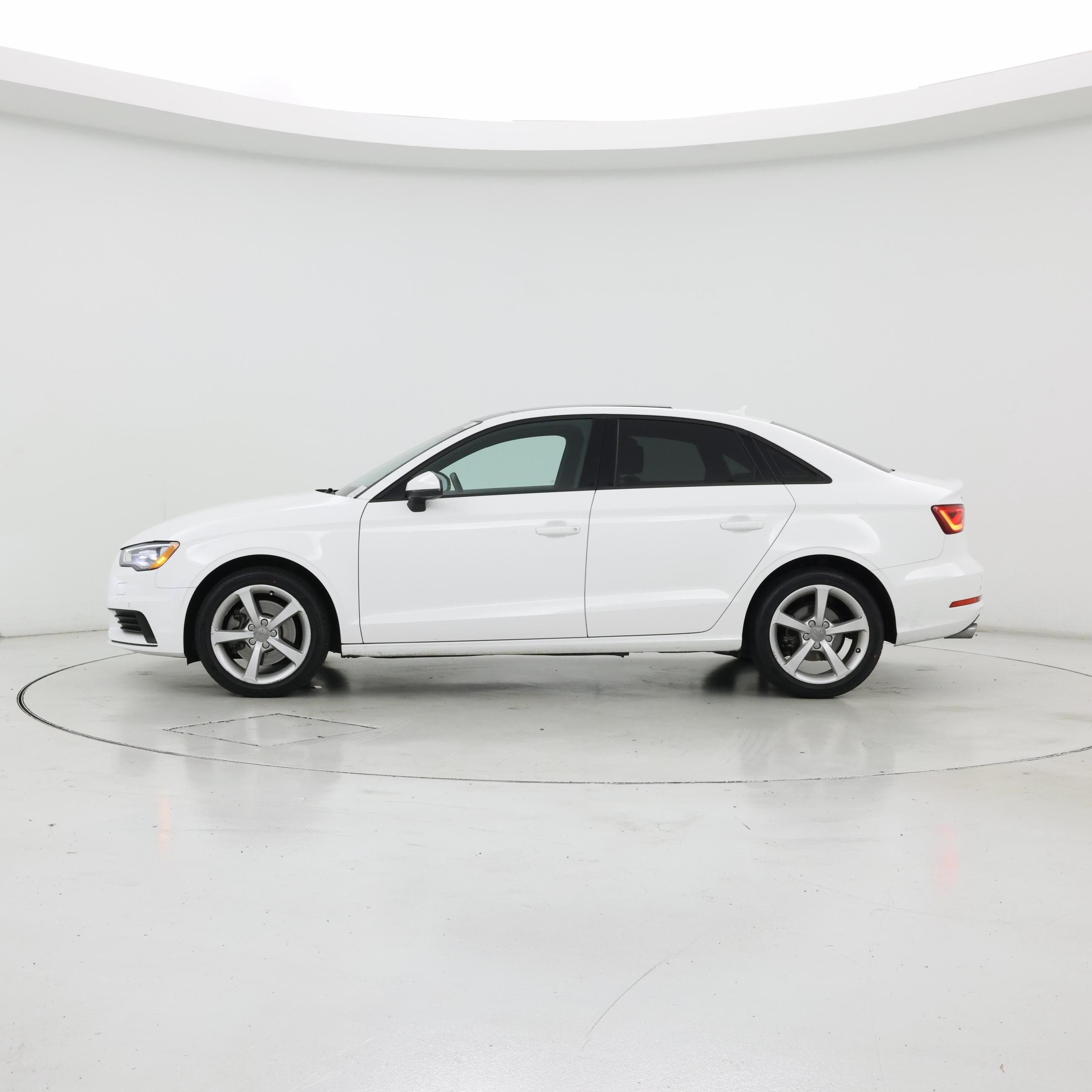 Thumbnail: 2016 Audi A3 - 3