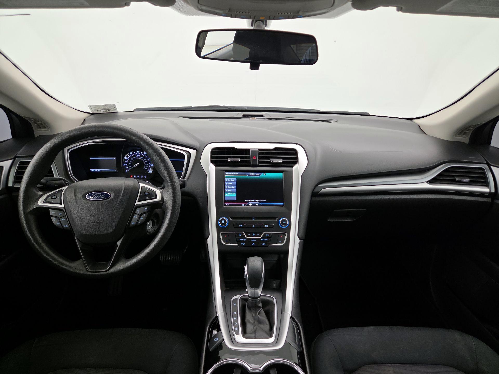 Thumbnail: 2016 Ford Fusion - 9