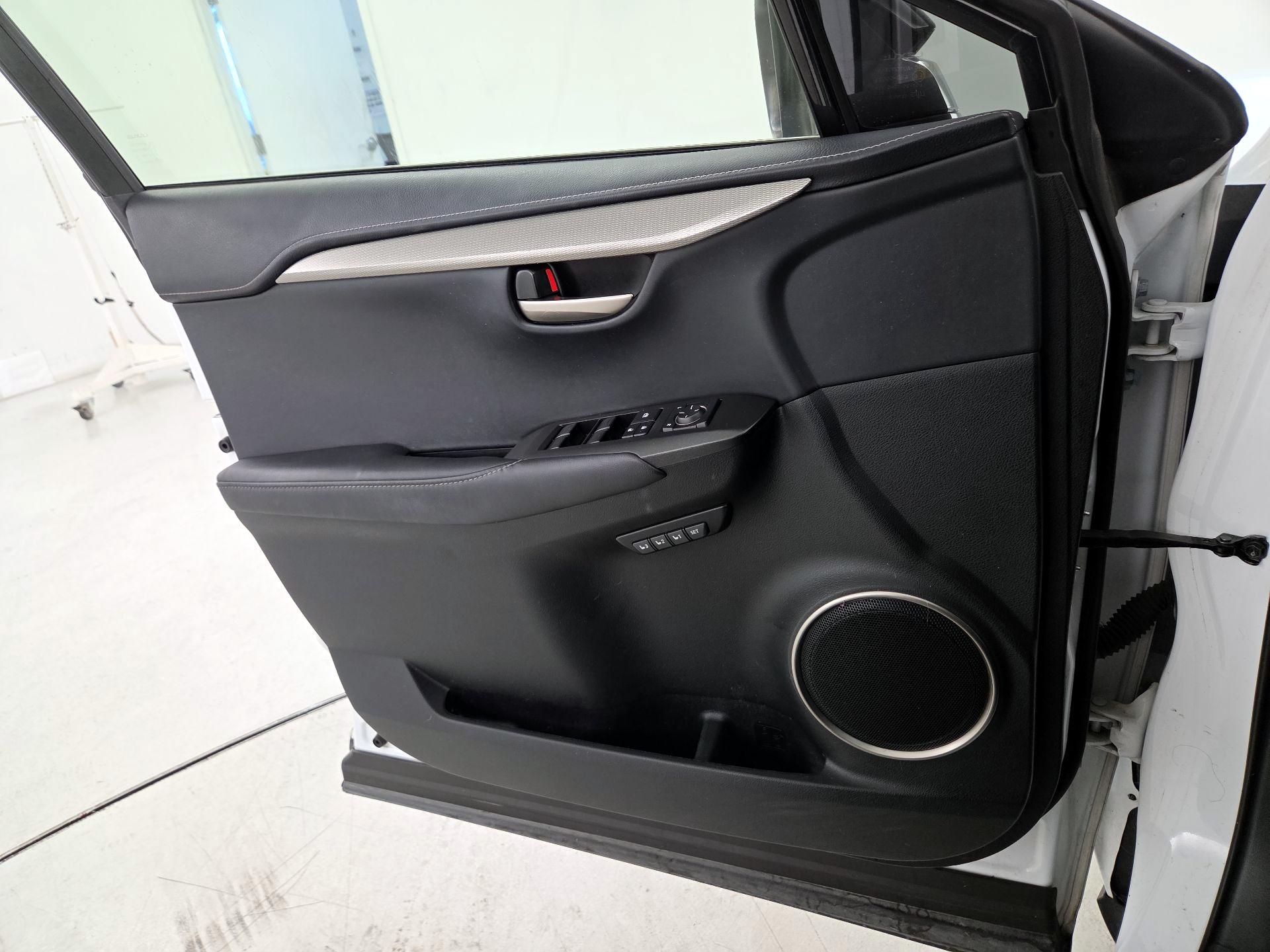 Thumbnail: 2016 Lexus NX - 12