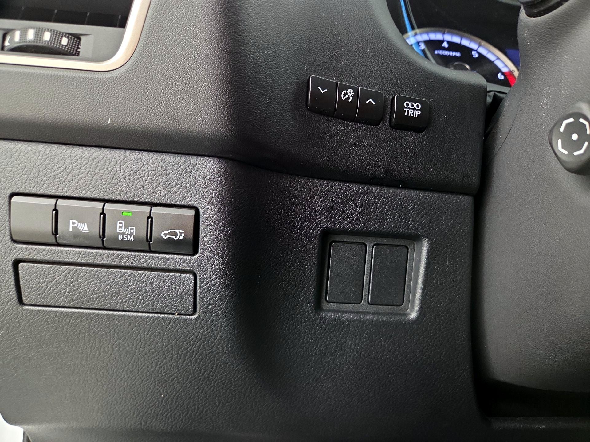 Thumbnail: 2016 Lexus NX - 13