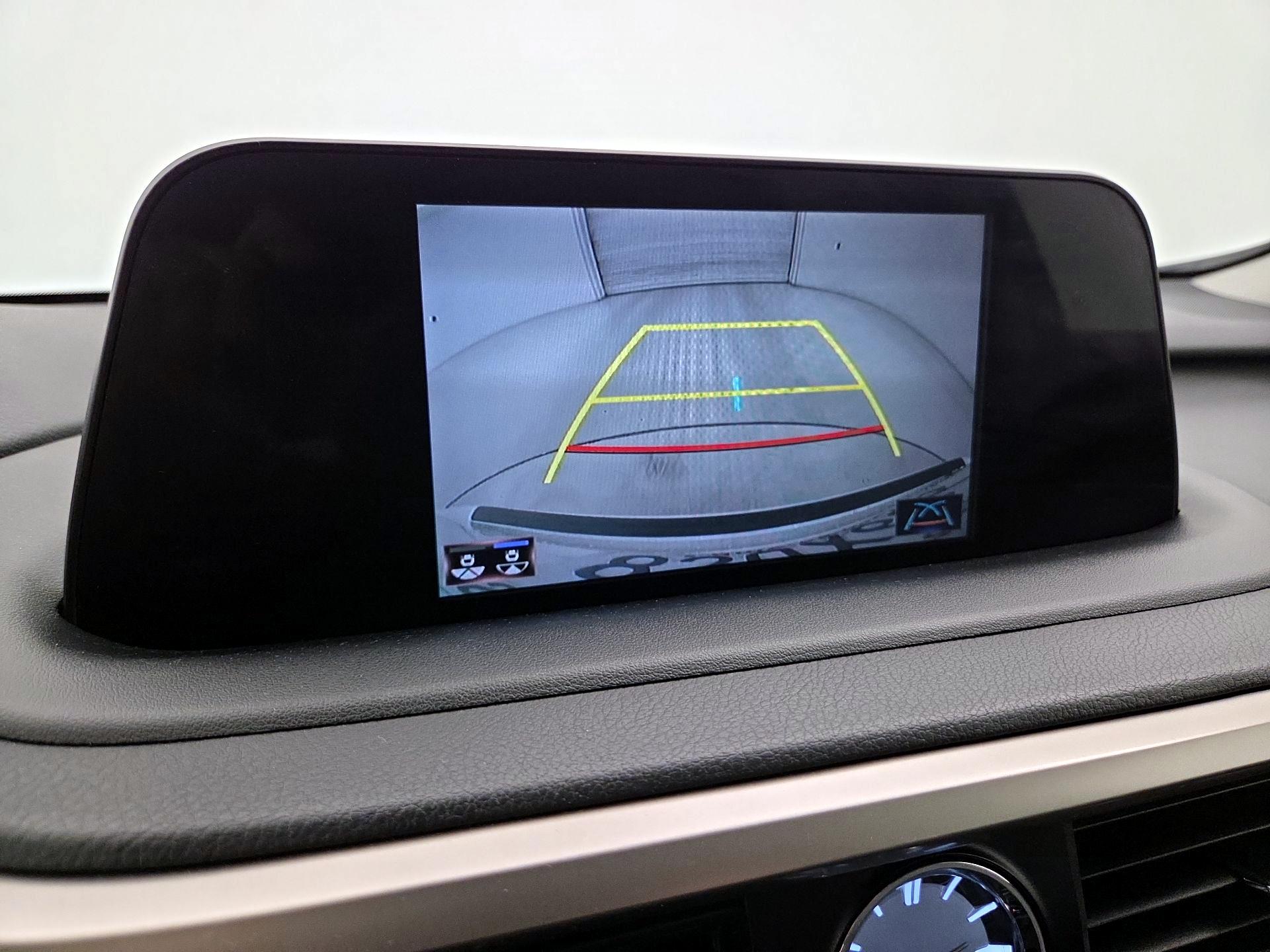 Thumbnail: 2020 Lexus RX - 14