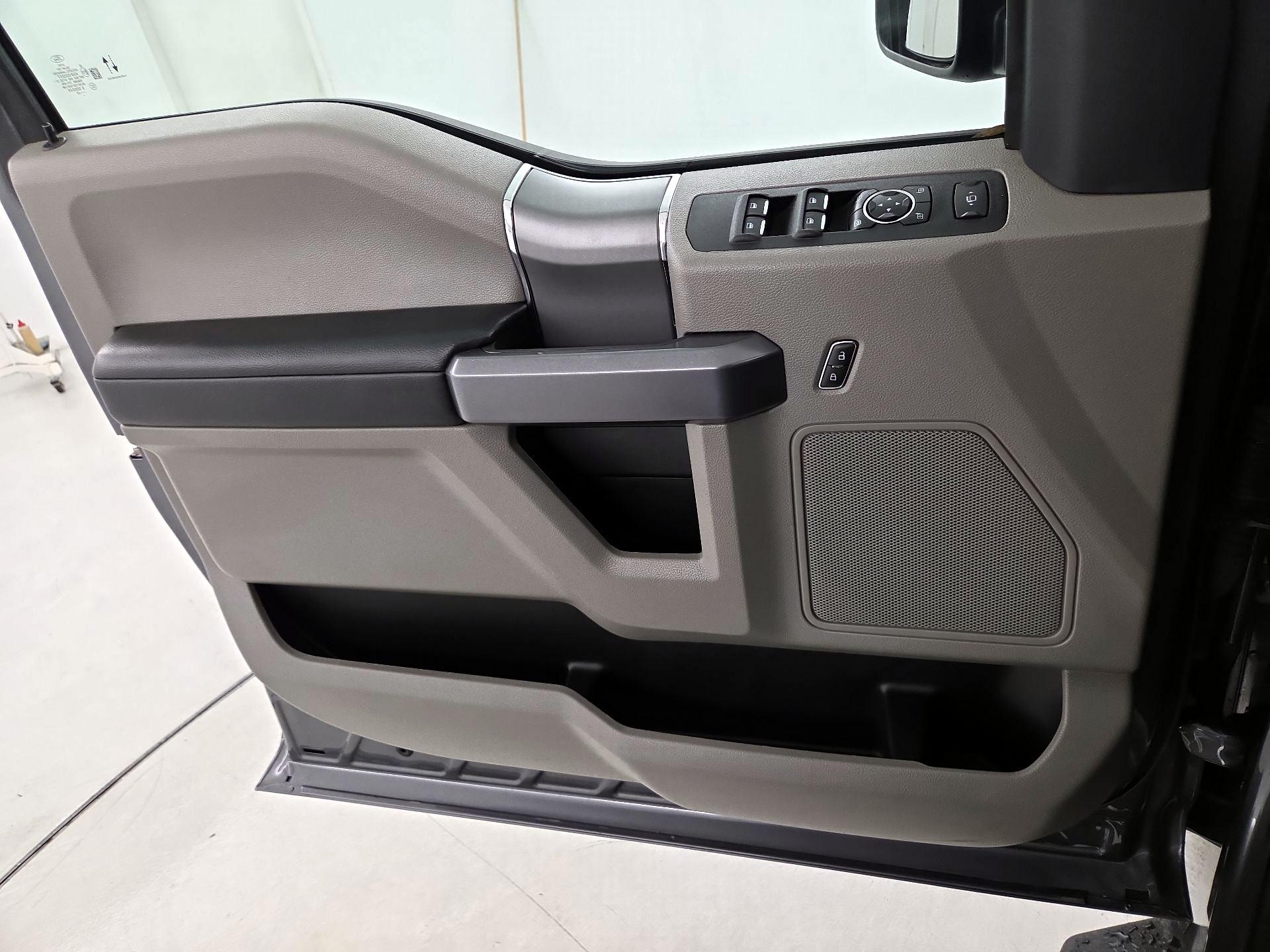 Thumbnail: 2022 Ford F-250 - 10