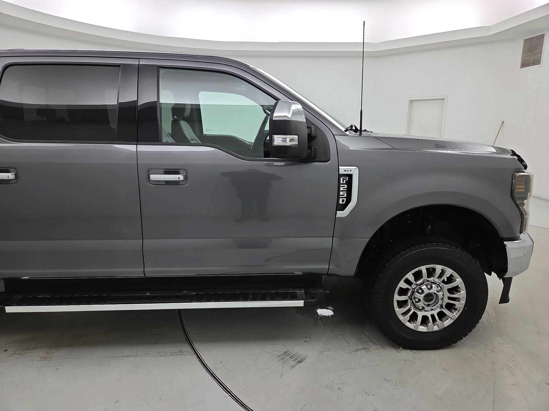 Thumbnail: 2022 Ford F-250 - 4