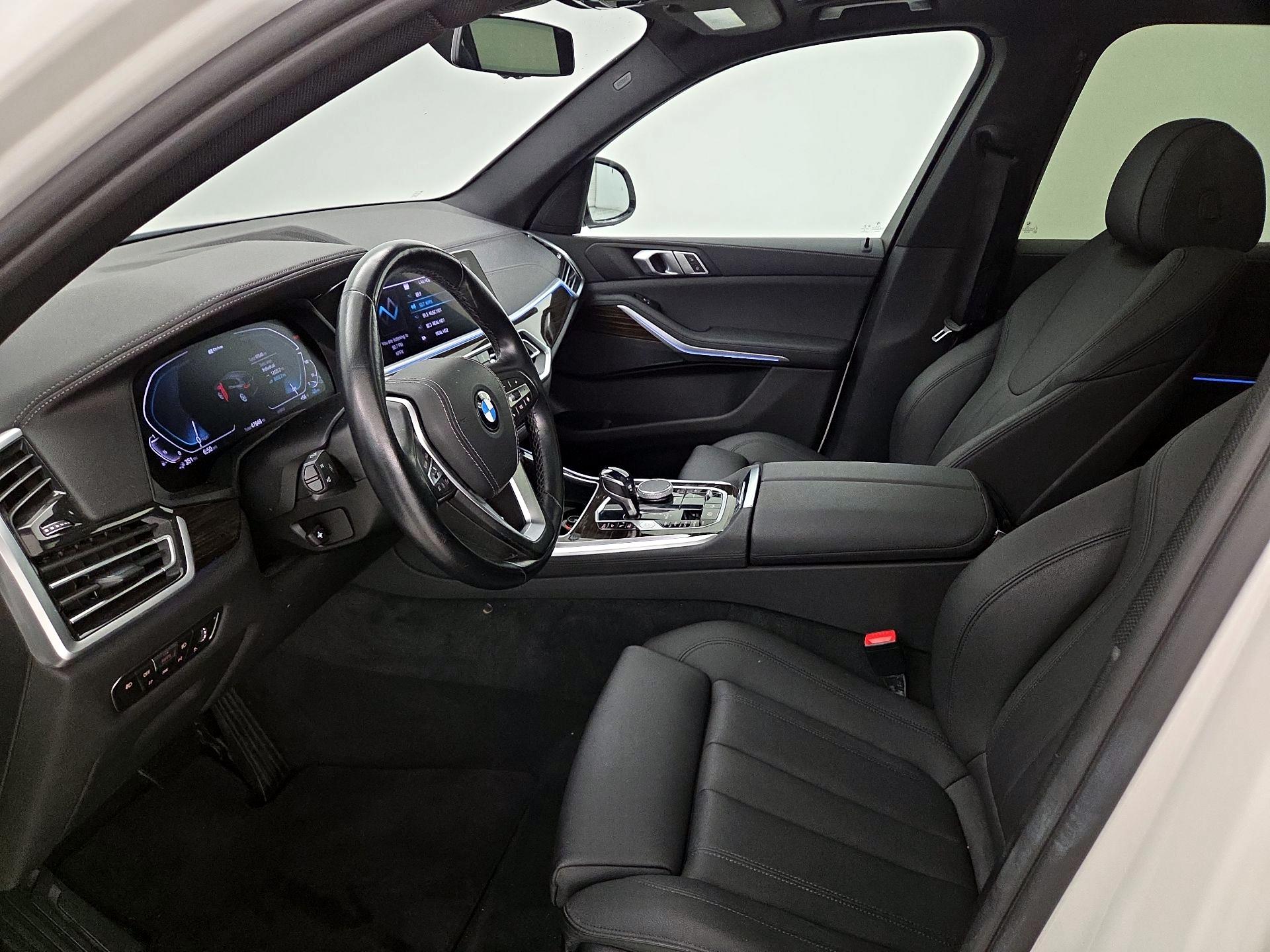 Thumbnail: 2021 BMW X5 - 11