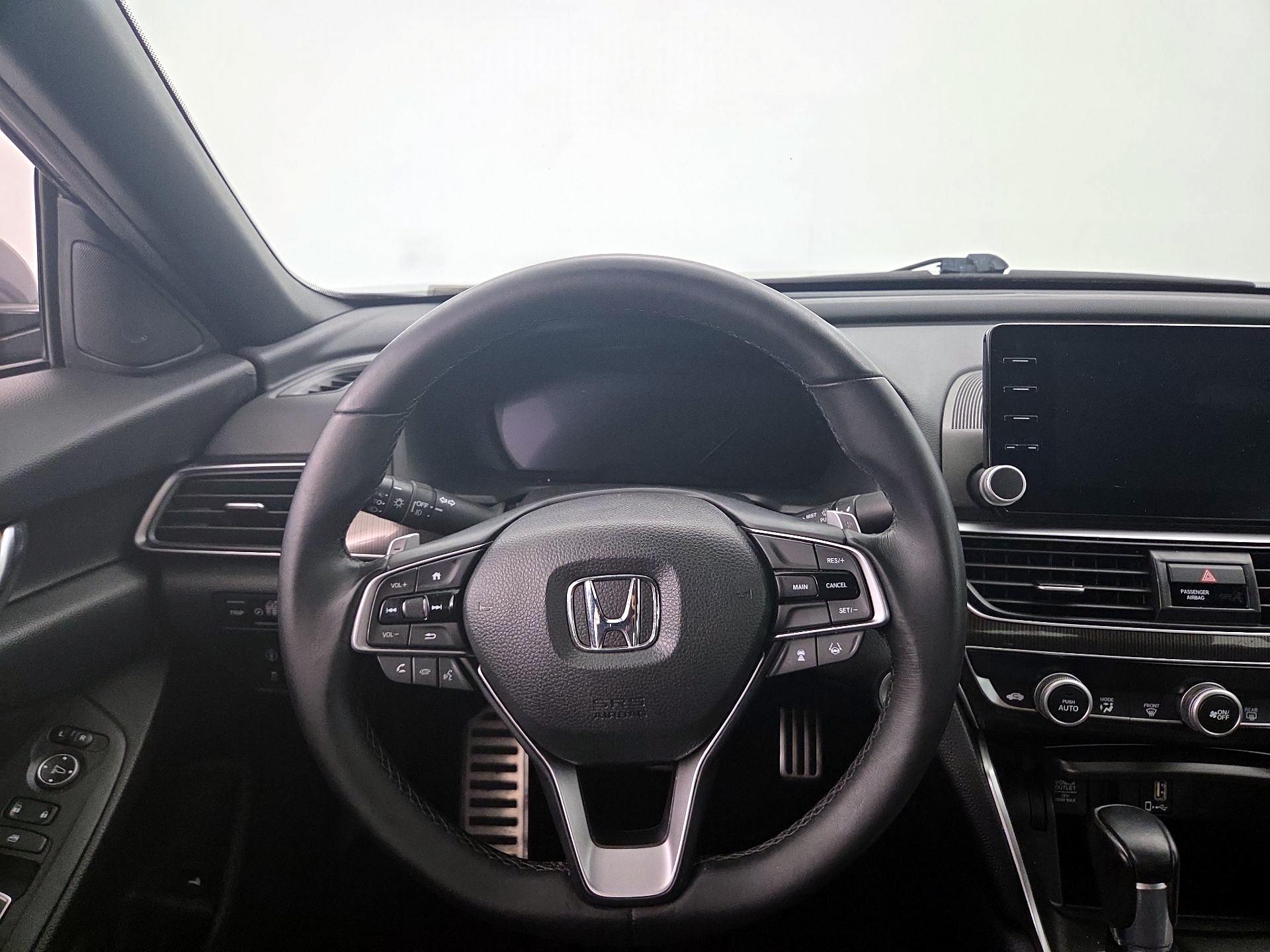 Thumbnail: 2019 Honda Accord - 10