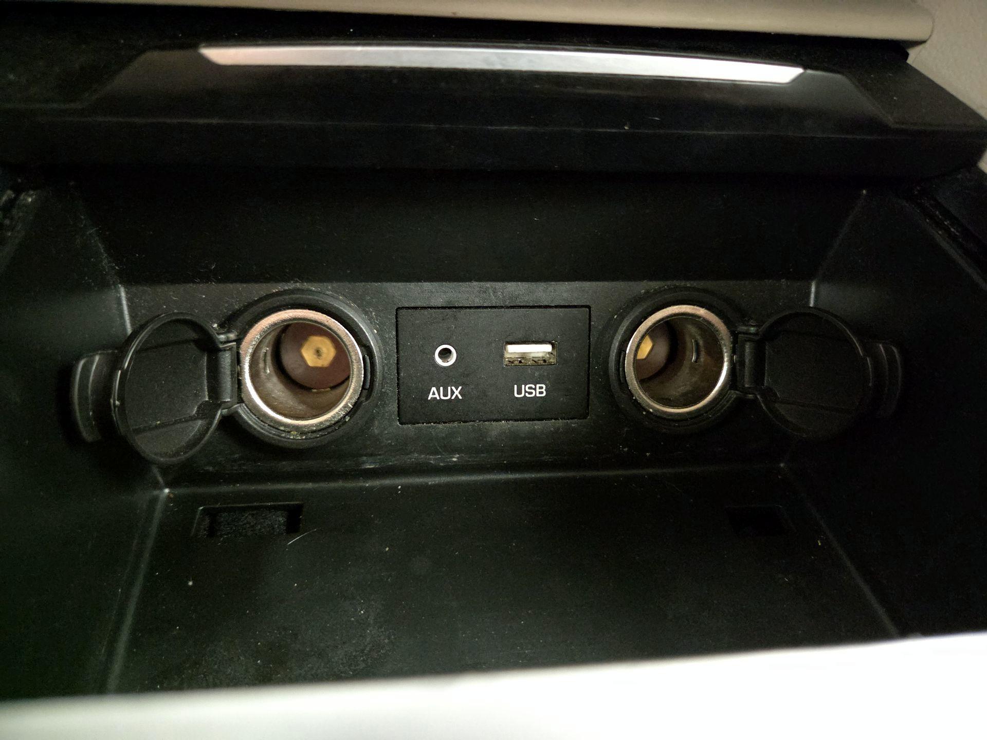 Thumbnail: 2017 Hyundai Elantra - 18