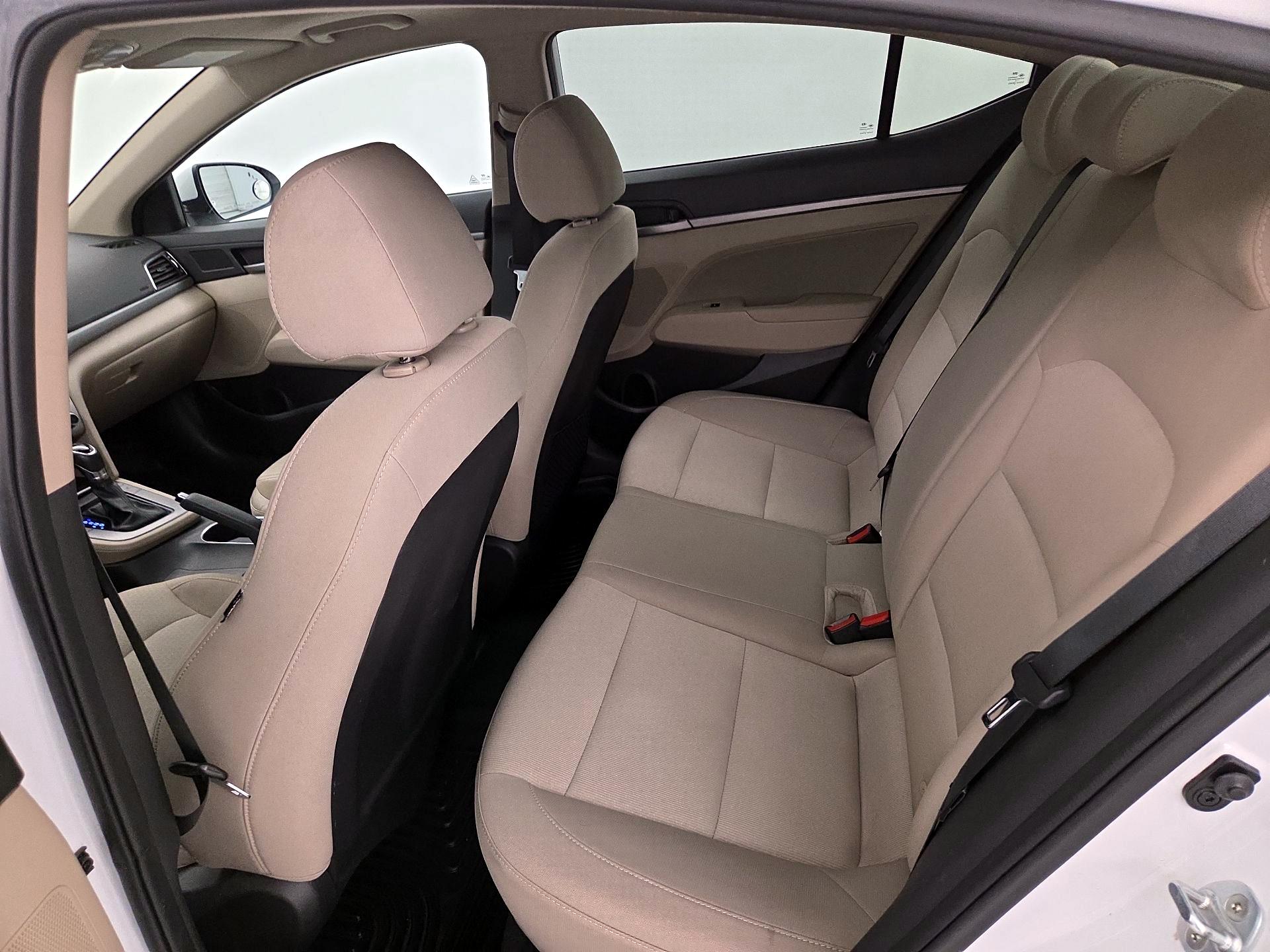 Thumbnail: 2017 Hyundai Elantra - 20