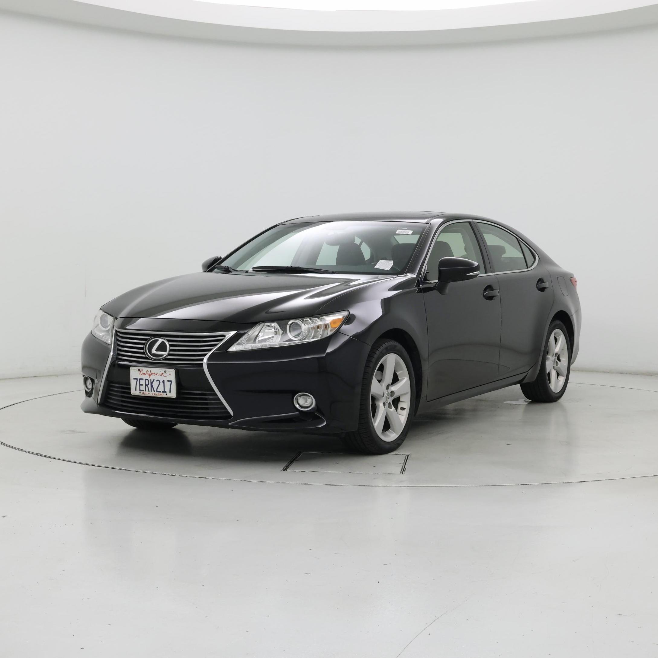 Thumbnail: 2014 Lexus ES - 4
