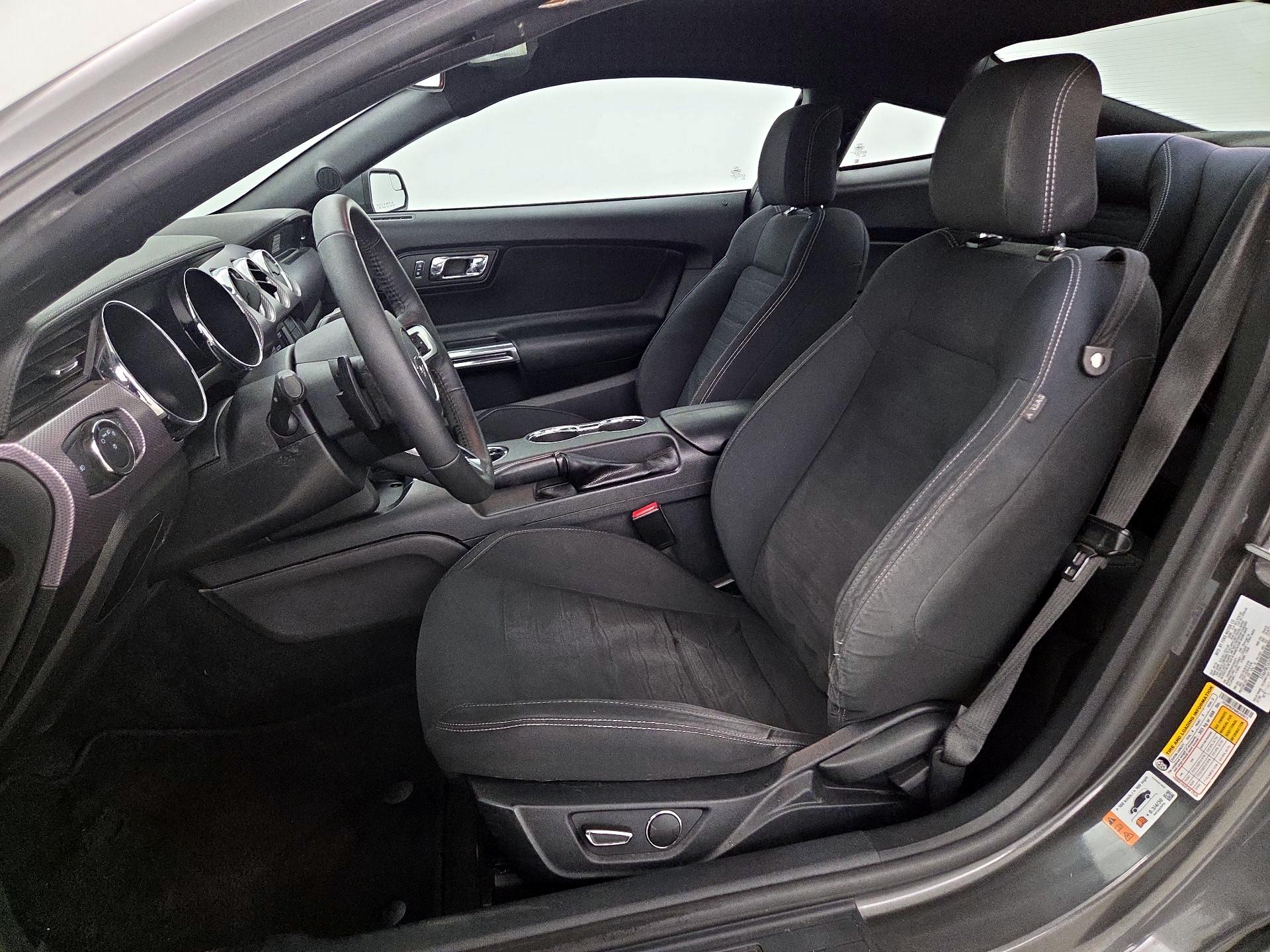 Thumbnail: 2017 Ford Mustang - 11