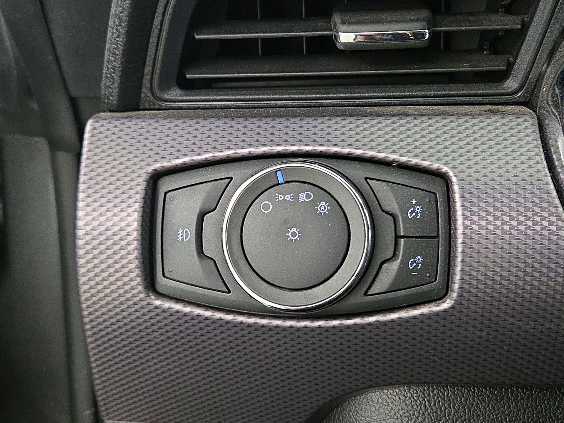 Thumbnail: 2017 Ford Mustang - 13