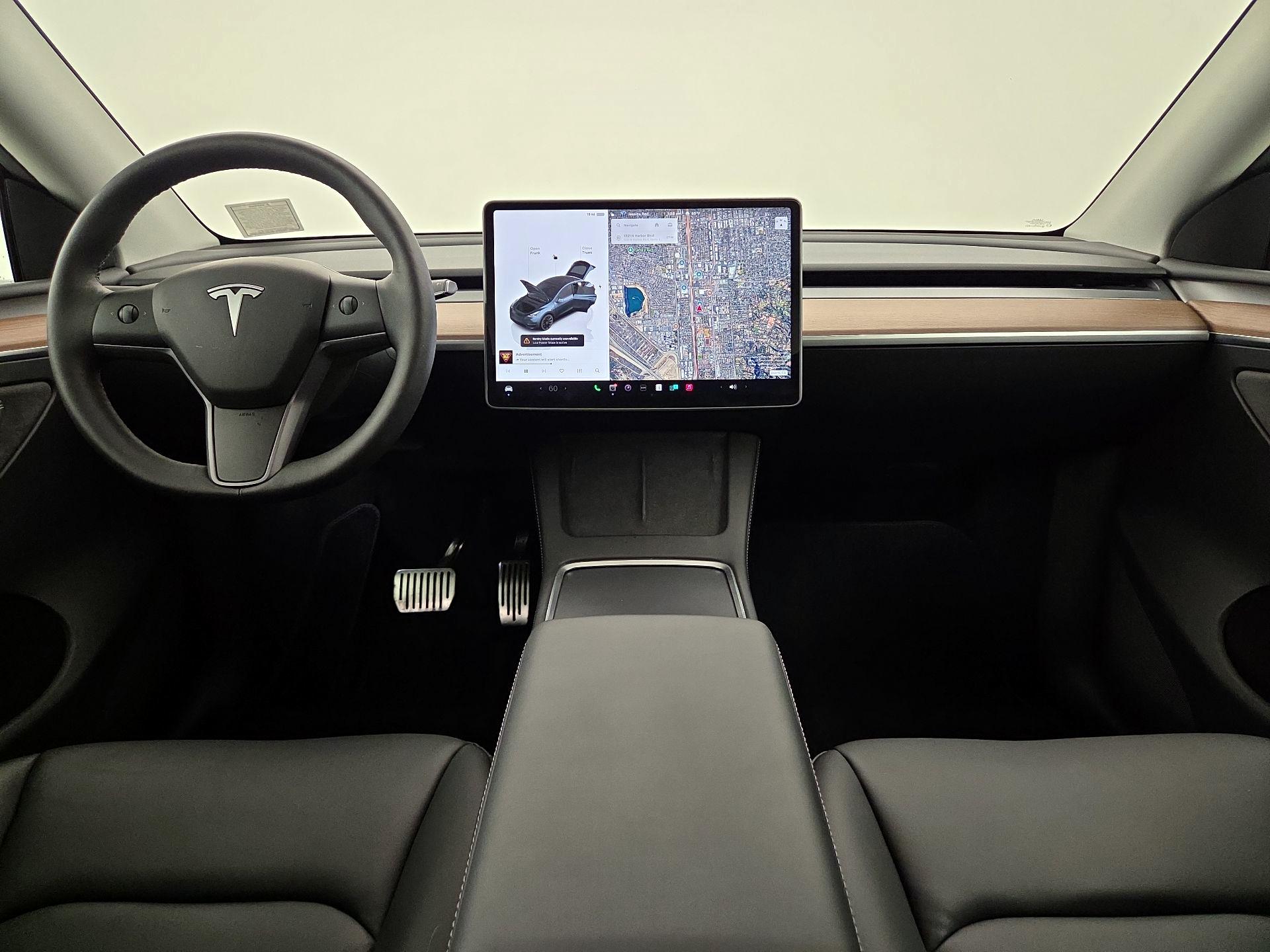 Thumbnail: 2024 Tesla Model Y - 9