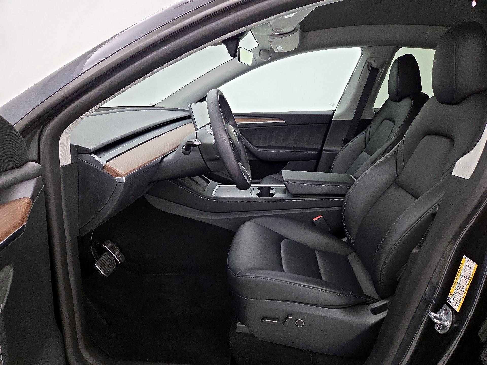 Thumbnail: 2024 Tesla Model Y - 11