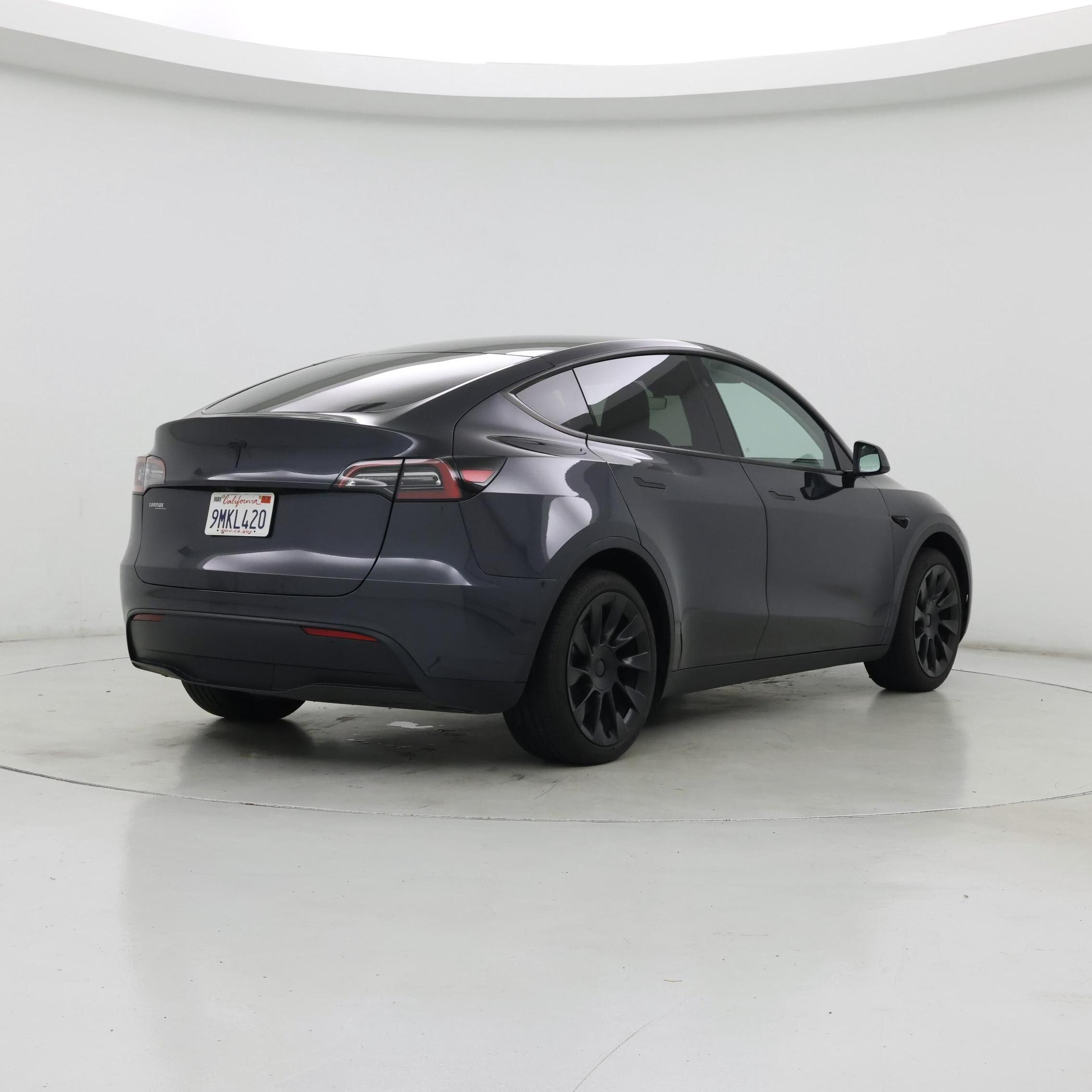 Thumbnail: 2024 Tesla Model Y - 8