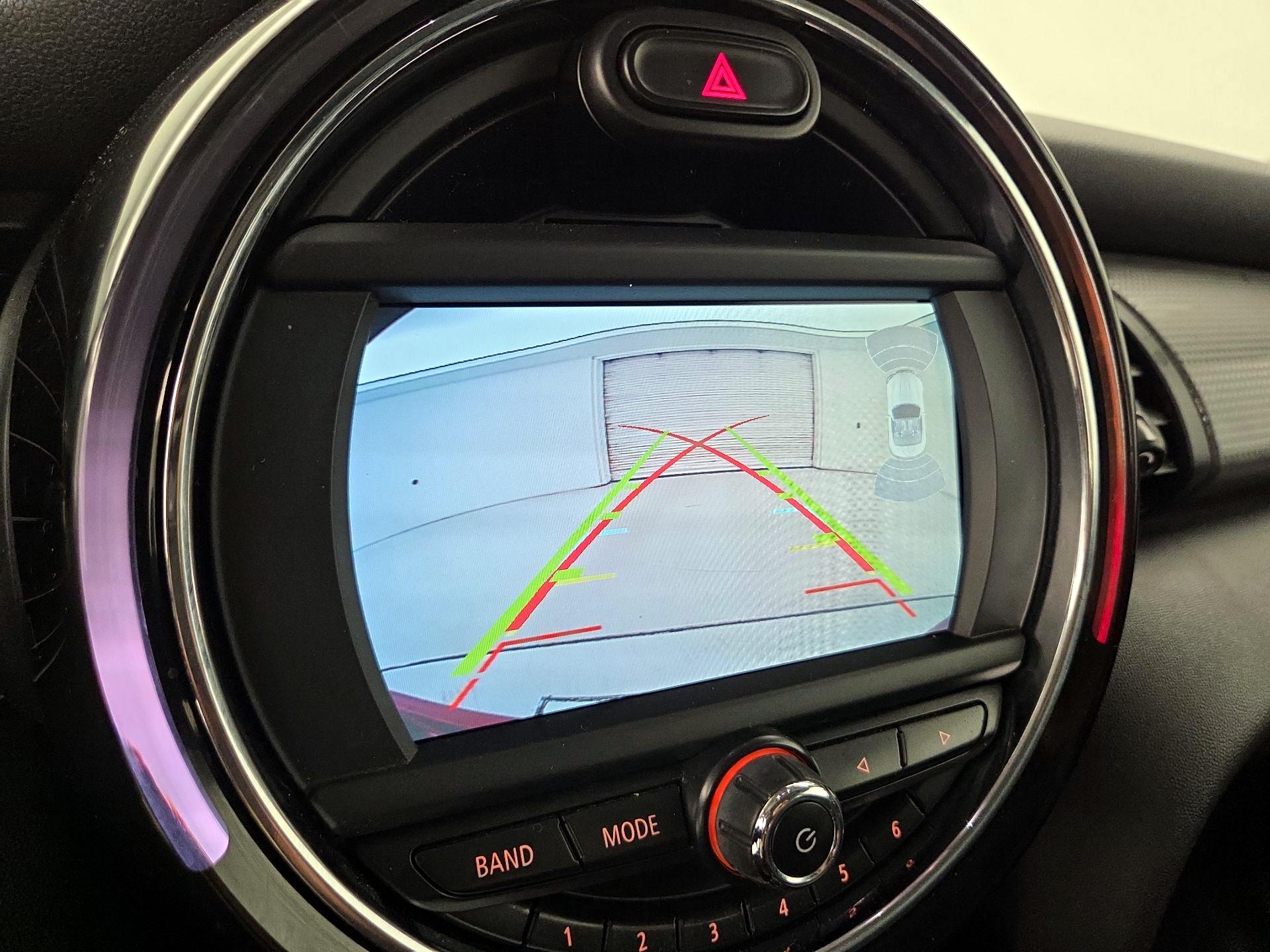 Thumbnail: 2017 MINI Cooper Hardtop - 14