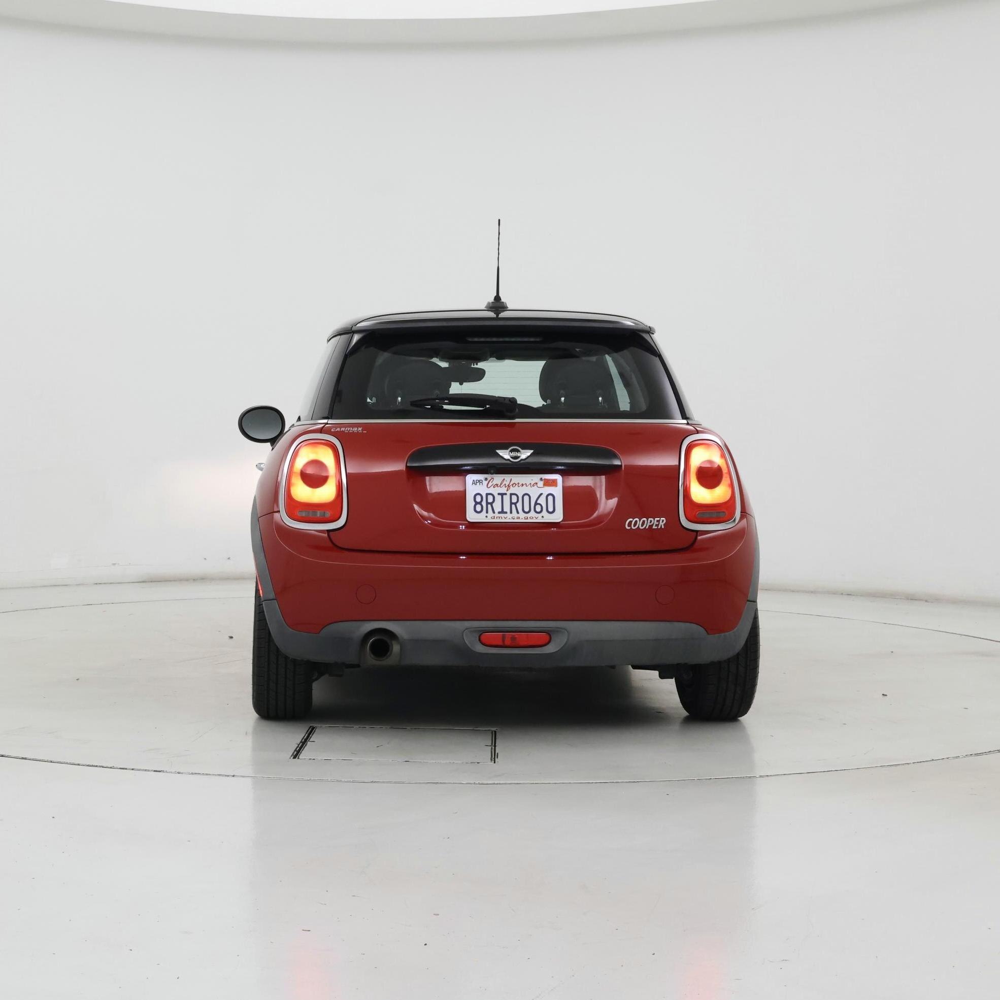 Thumbnail: 2017 MINI Cooper Hardtop - 6