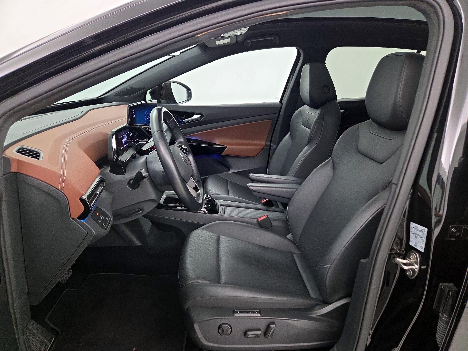 Thumbnail: 2021 Volkswagen ID.4 - 11